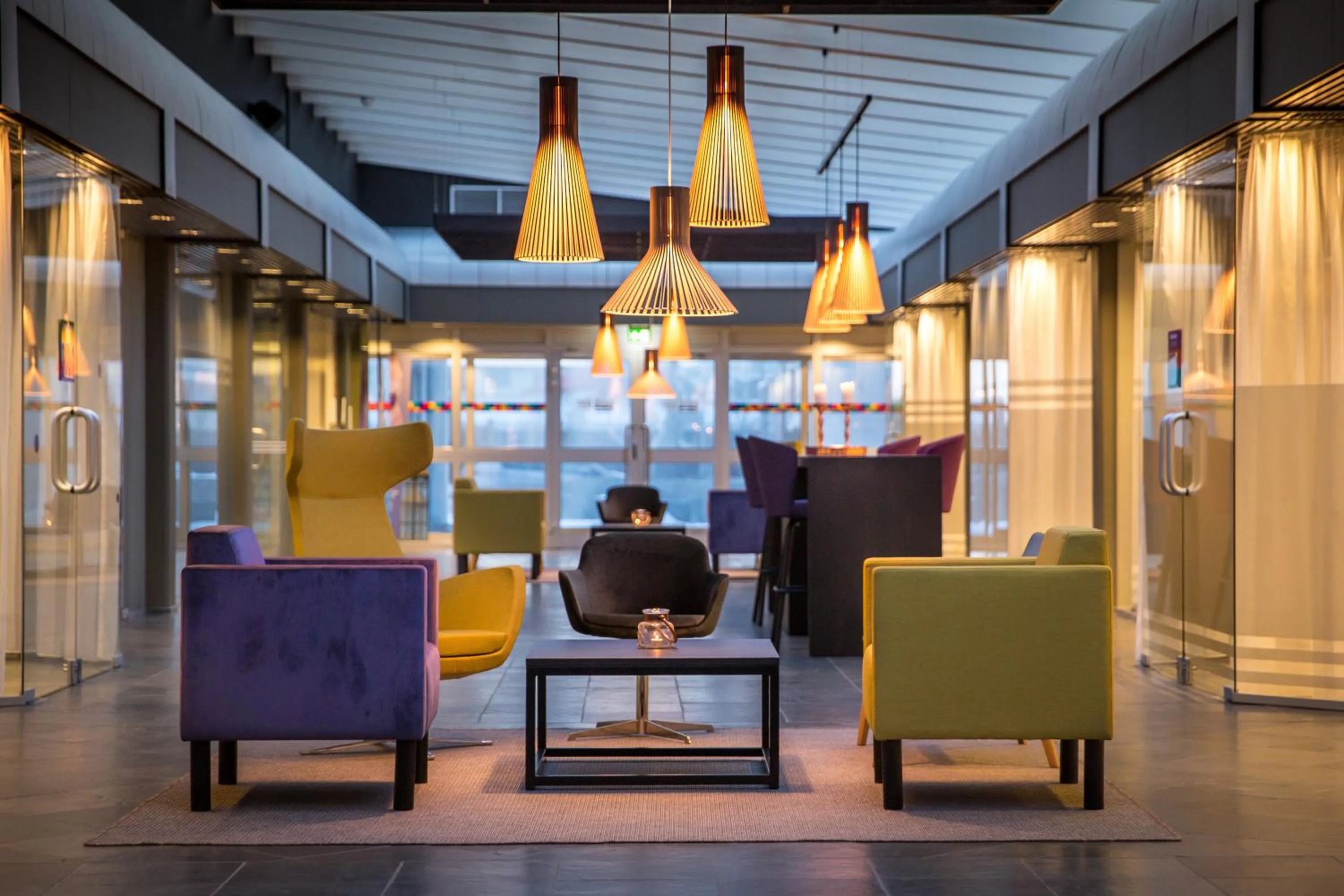 Lobby or reception in Park Inn by Radisson Reykjavik Keflavík Airport