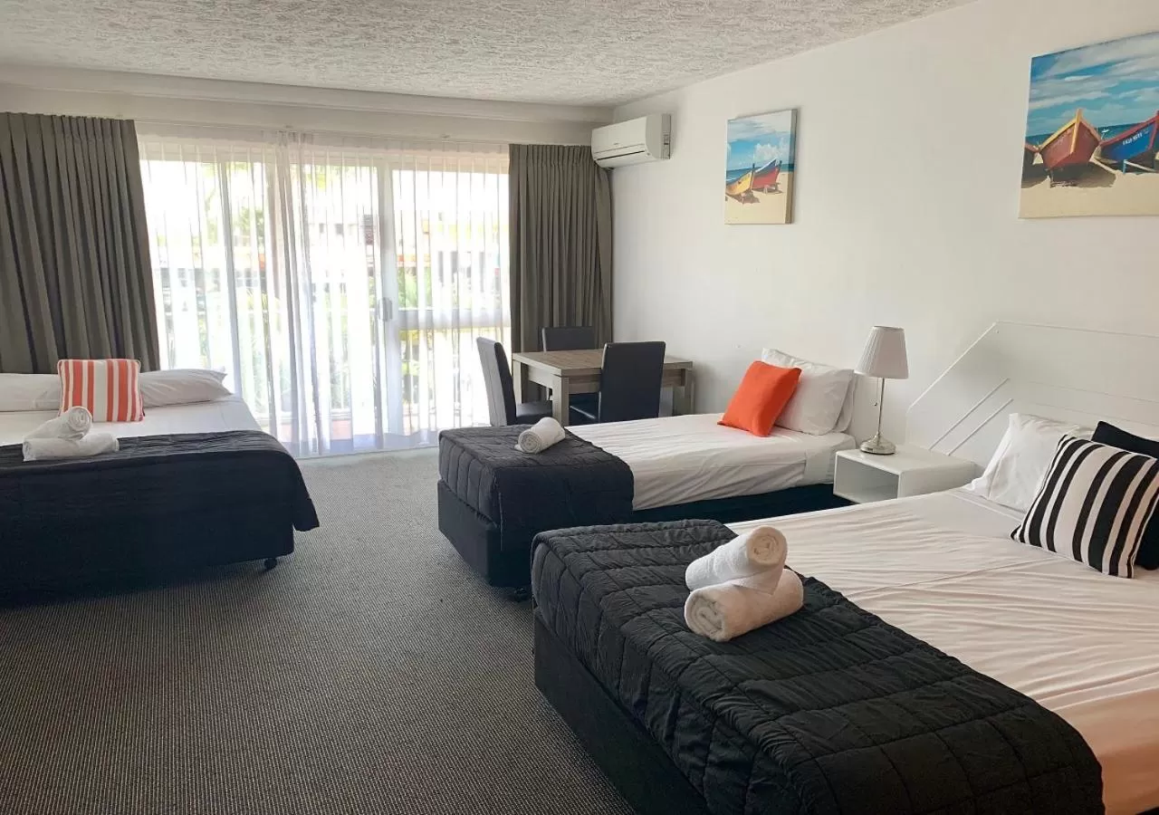 Bed in Outrigger Burleigh