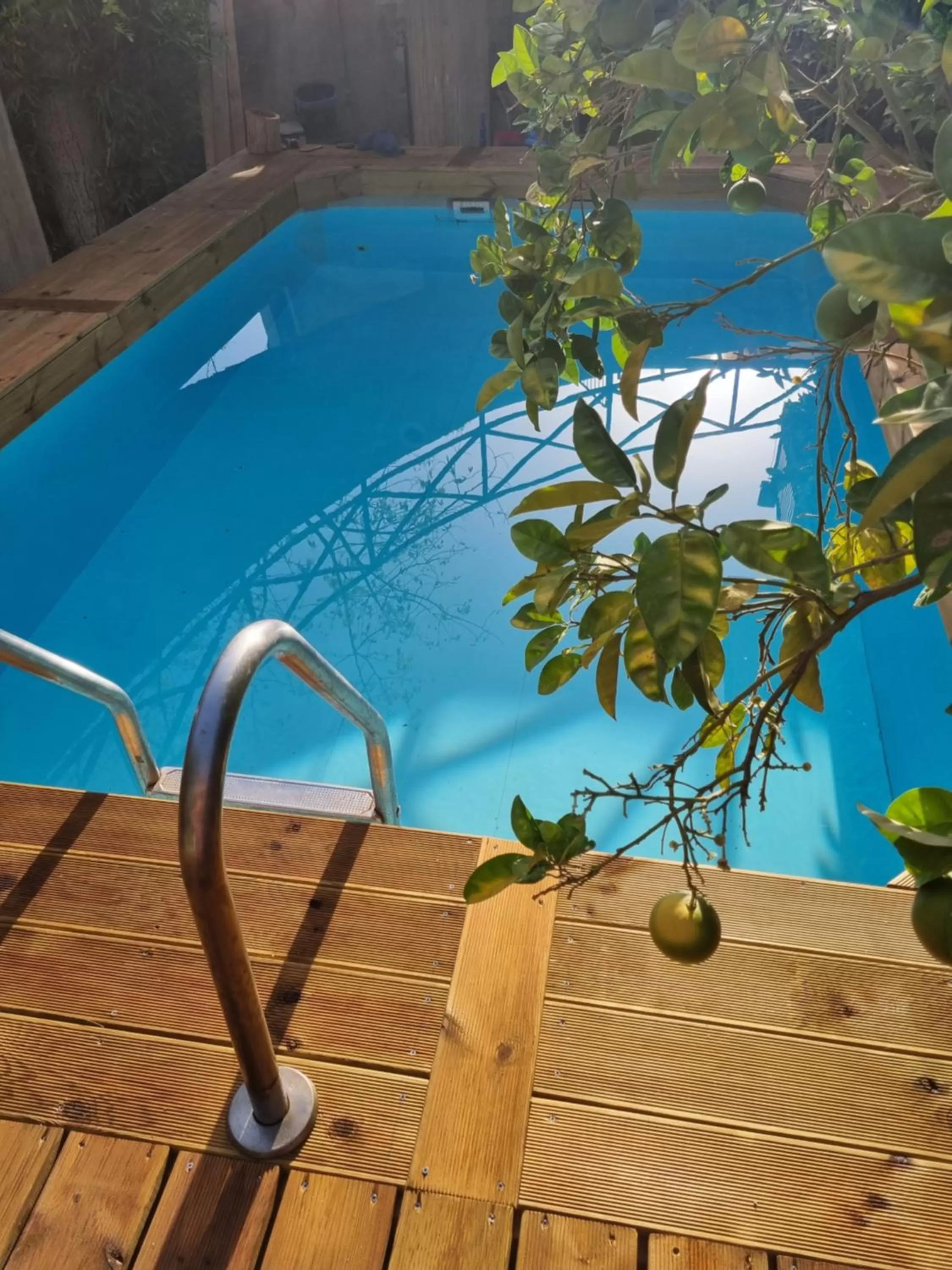 Swimming Pool in Villa Sul Molo tra Siracusa e Catania