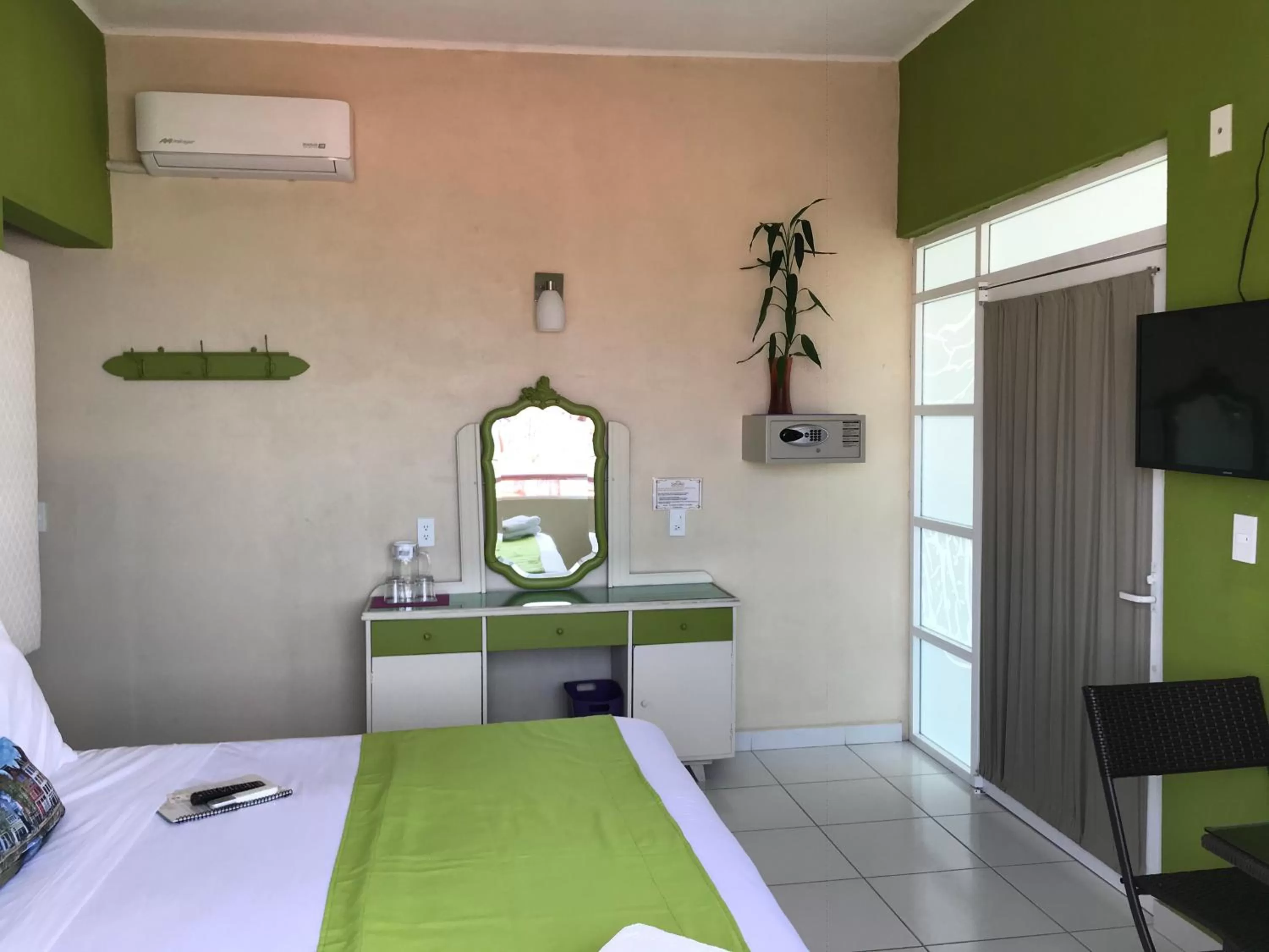 Photo of the whole room, Bed in Casa Mia