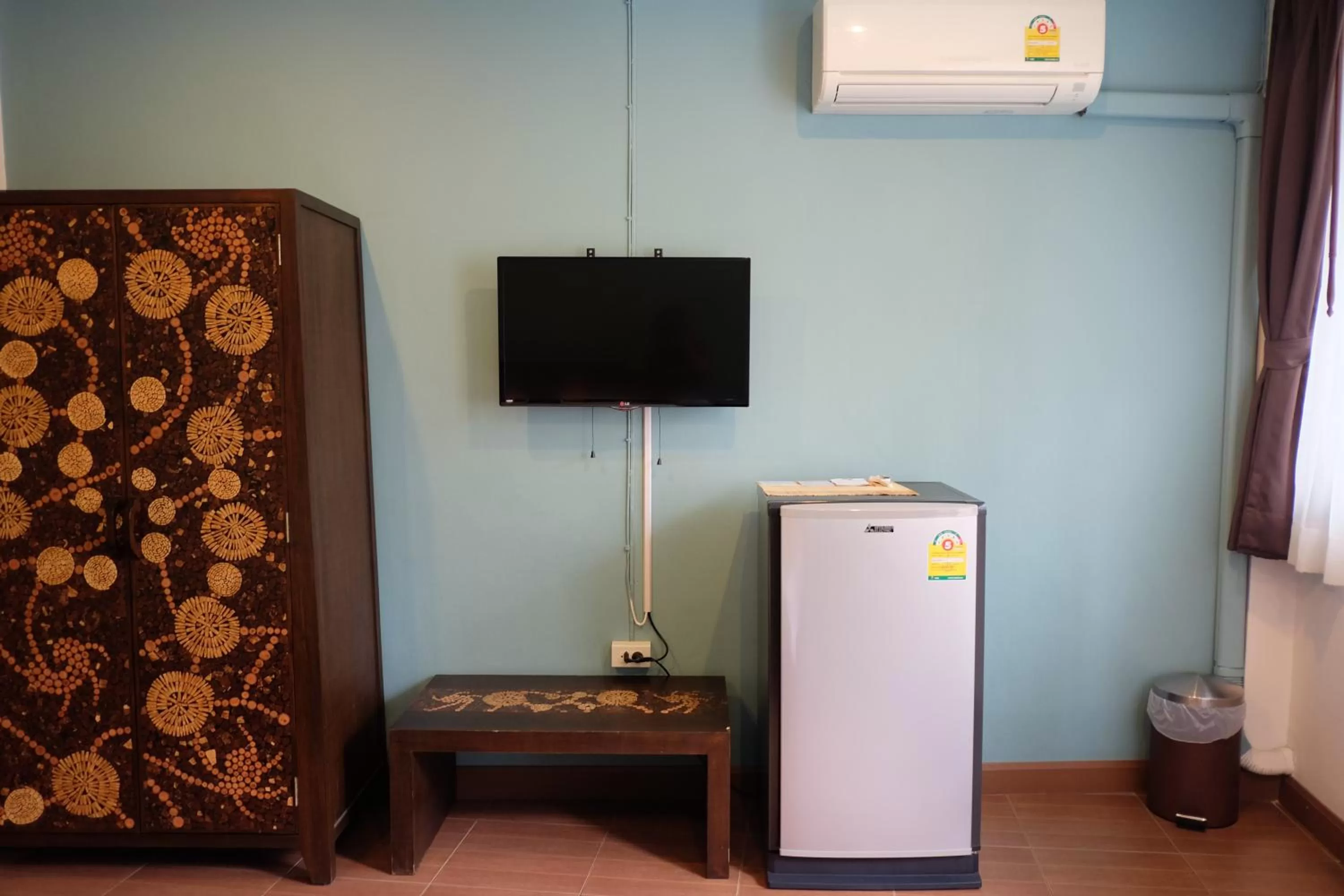 TV/Entertainment Center in Baan Glang Soi