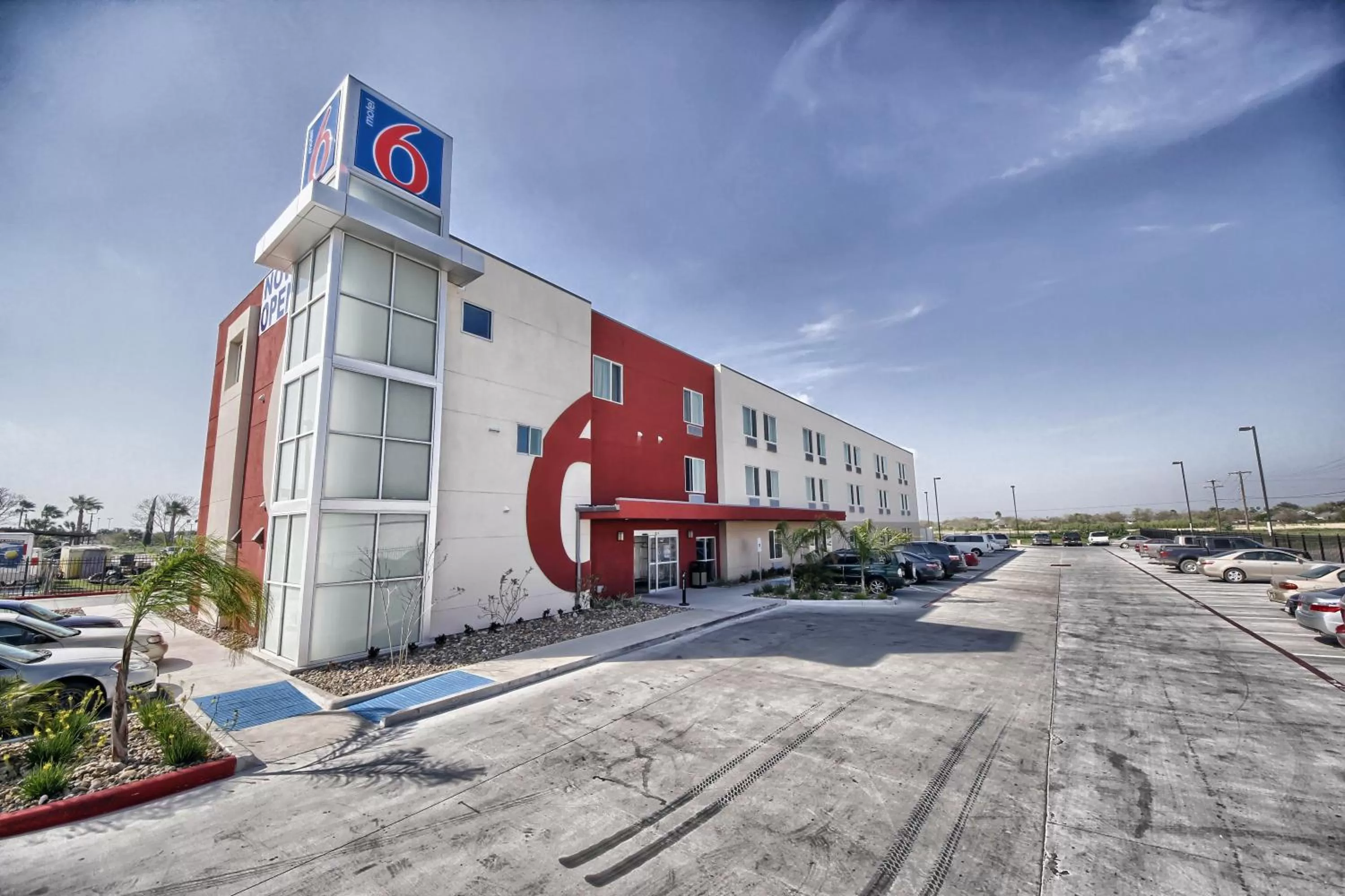 Facade/entrance in Motel 6-Weslaco, TX
