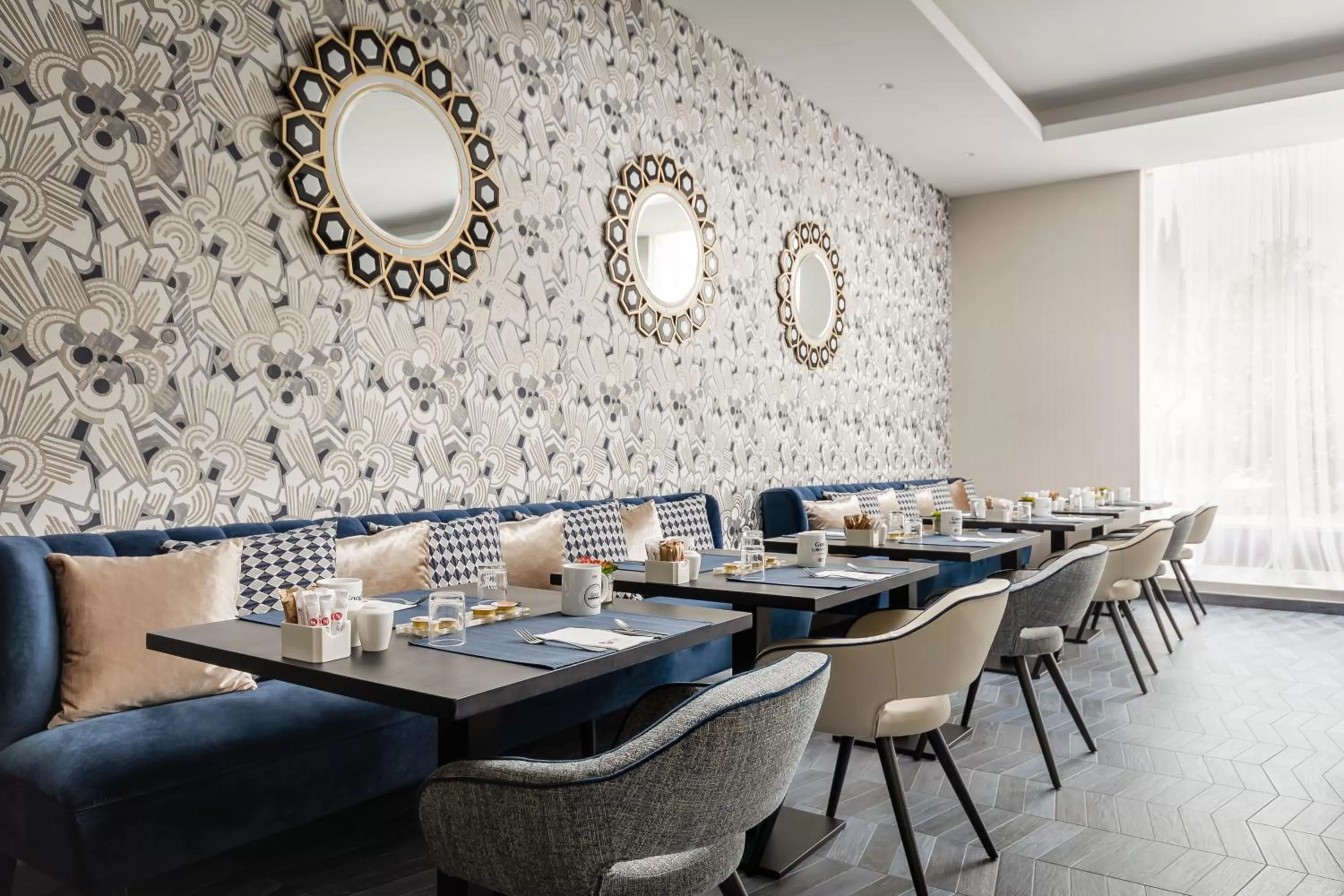 Restaurant/places to eat in Exe Parc del Vallés