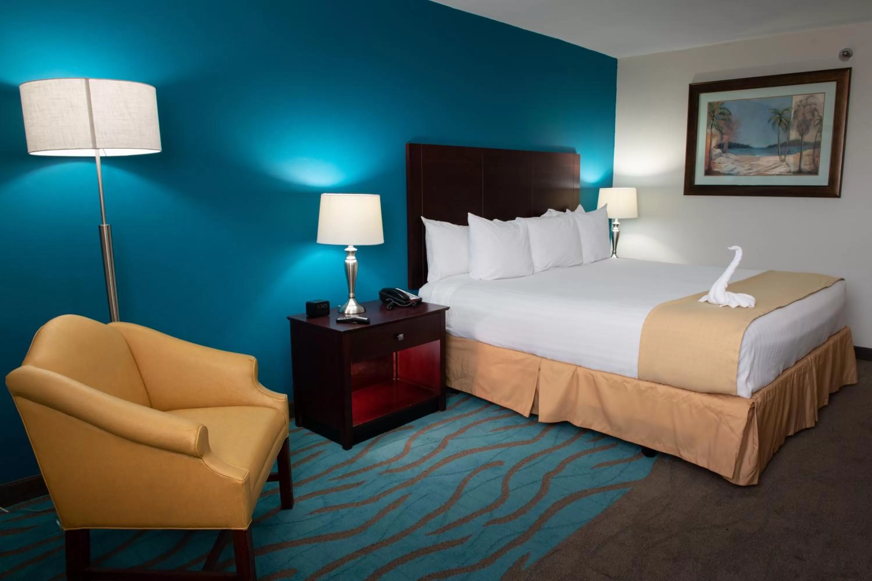 Photo of the whole room, Bed in Spark by Hilton Ponce