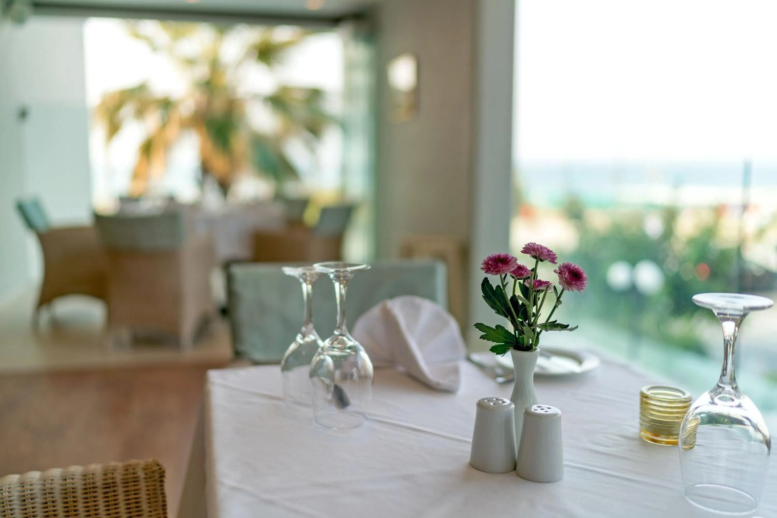 Restaurant/places to eat in Kriti Beach Hotel