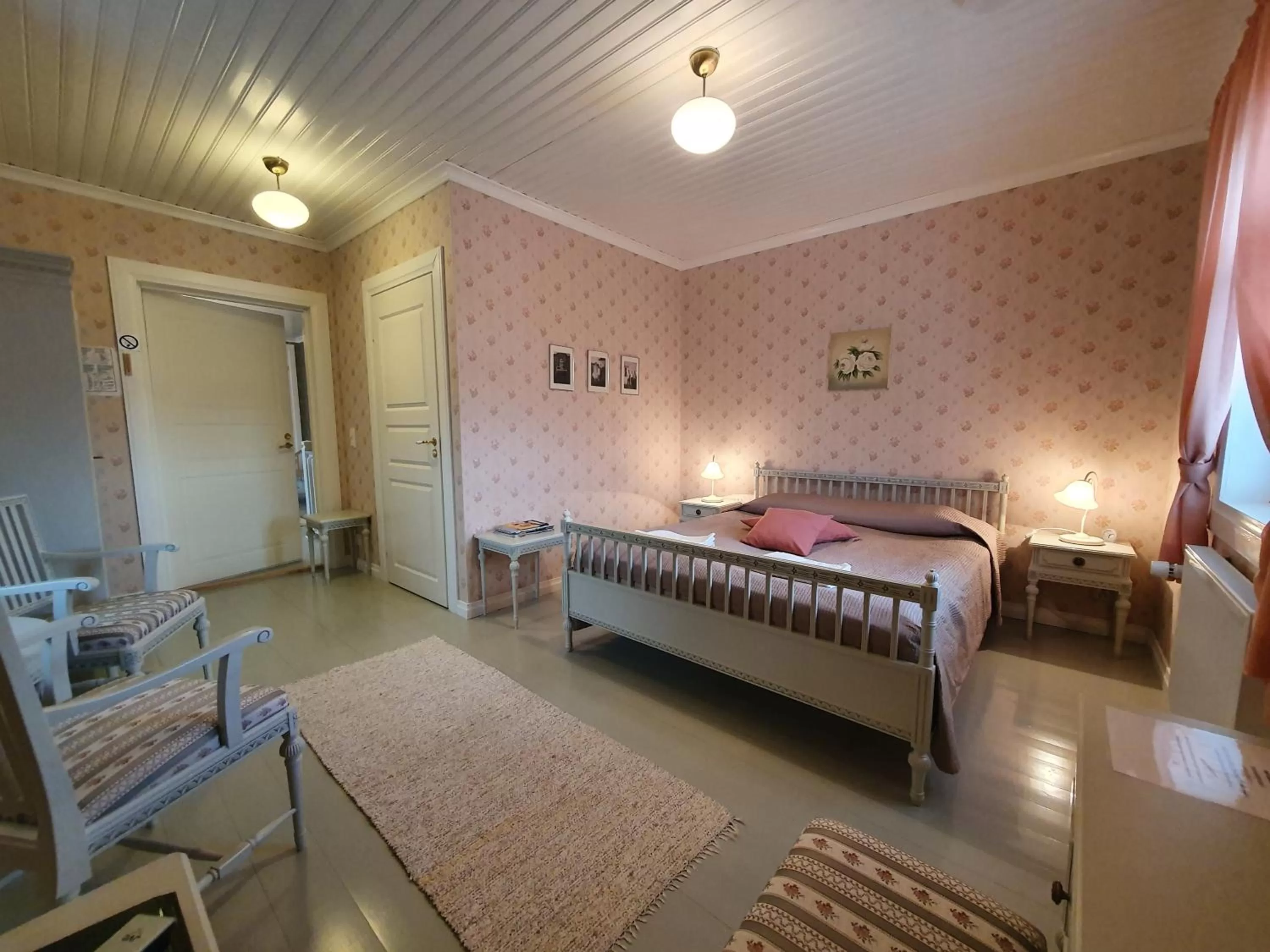 Photo of the whole room, Bed in B&B Lomamokkila