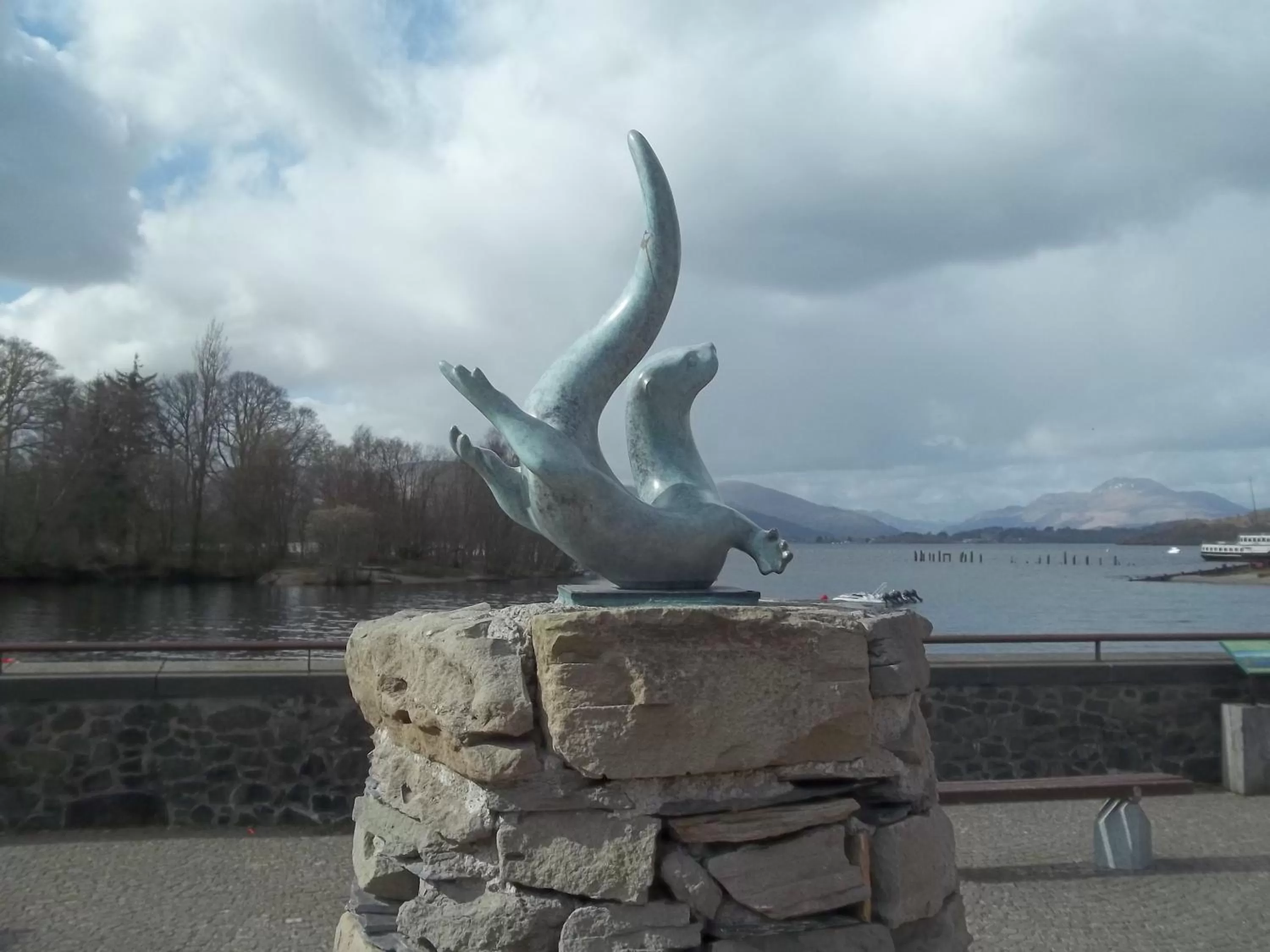 Day in Glenfern Guest House and a separate Cottage with its own private hot tub