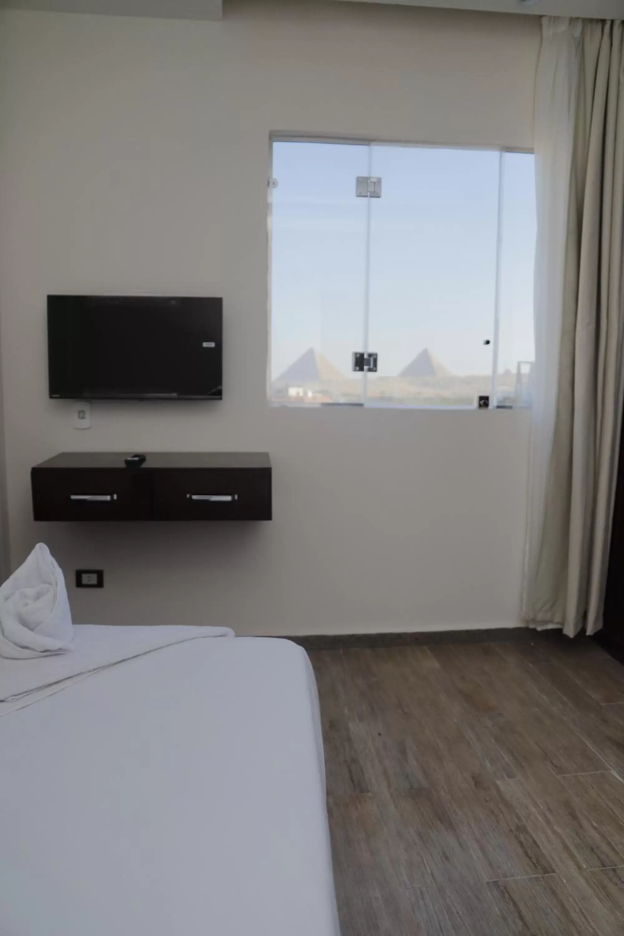 Deluxe Double Room in Jewel Grand Museum & Pyramids View Deluxe Double Room in Jewel Grand Museum & Pyramids View