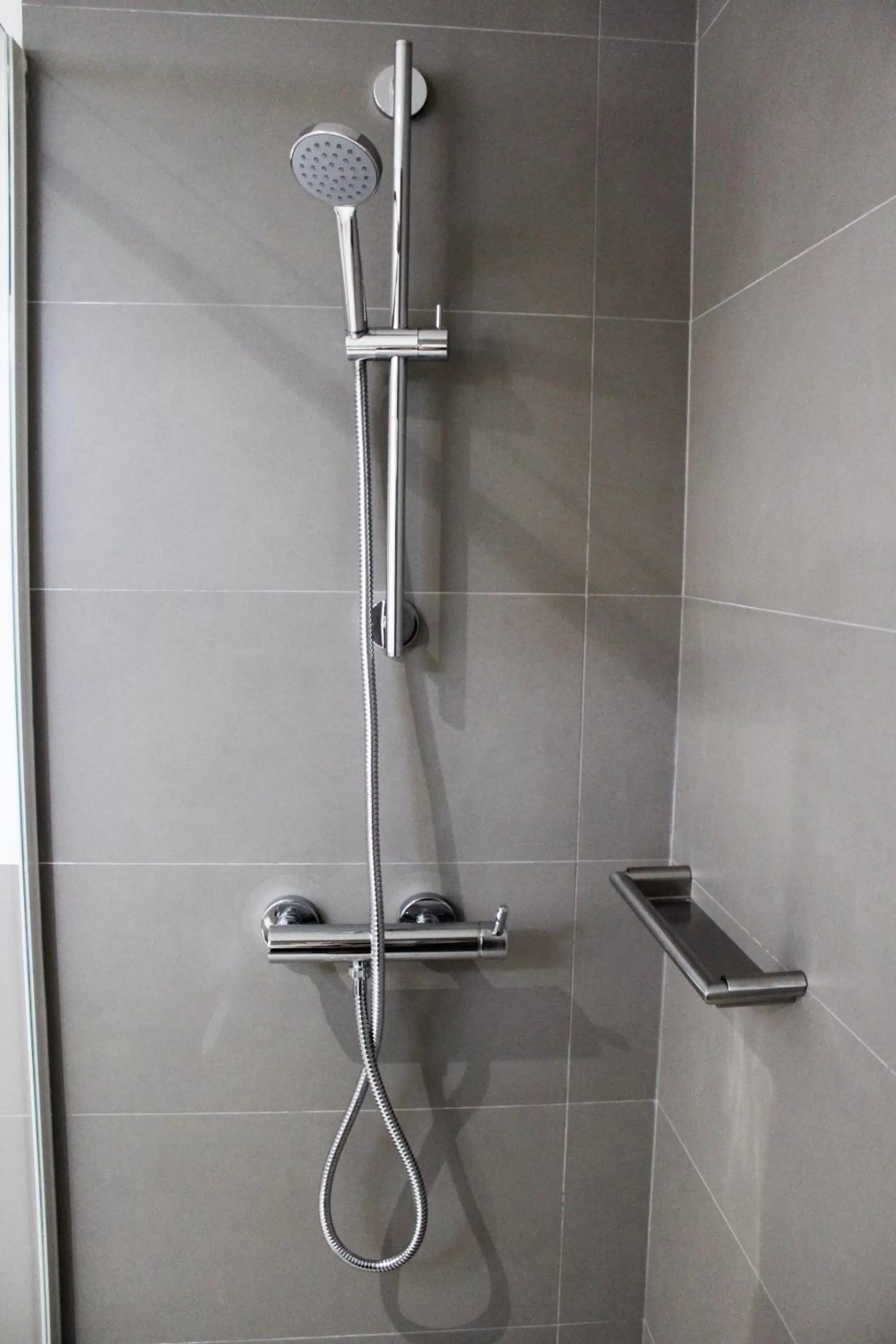 Shower in Apartamentos Turisticos Paraiso