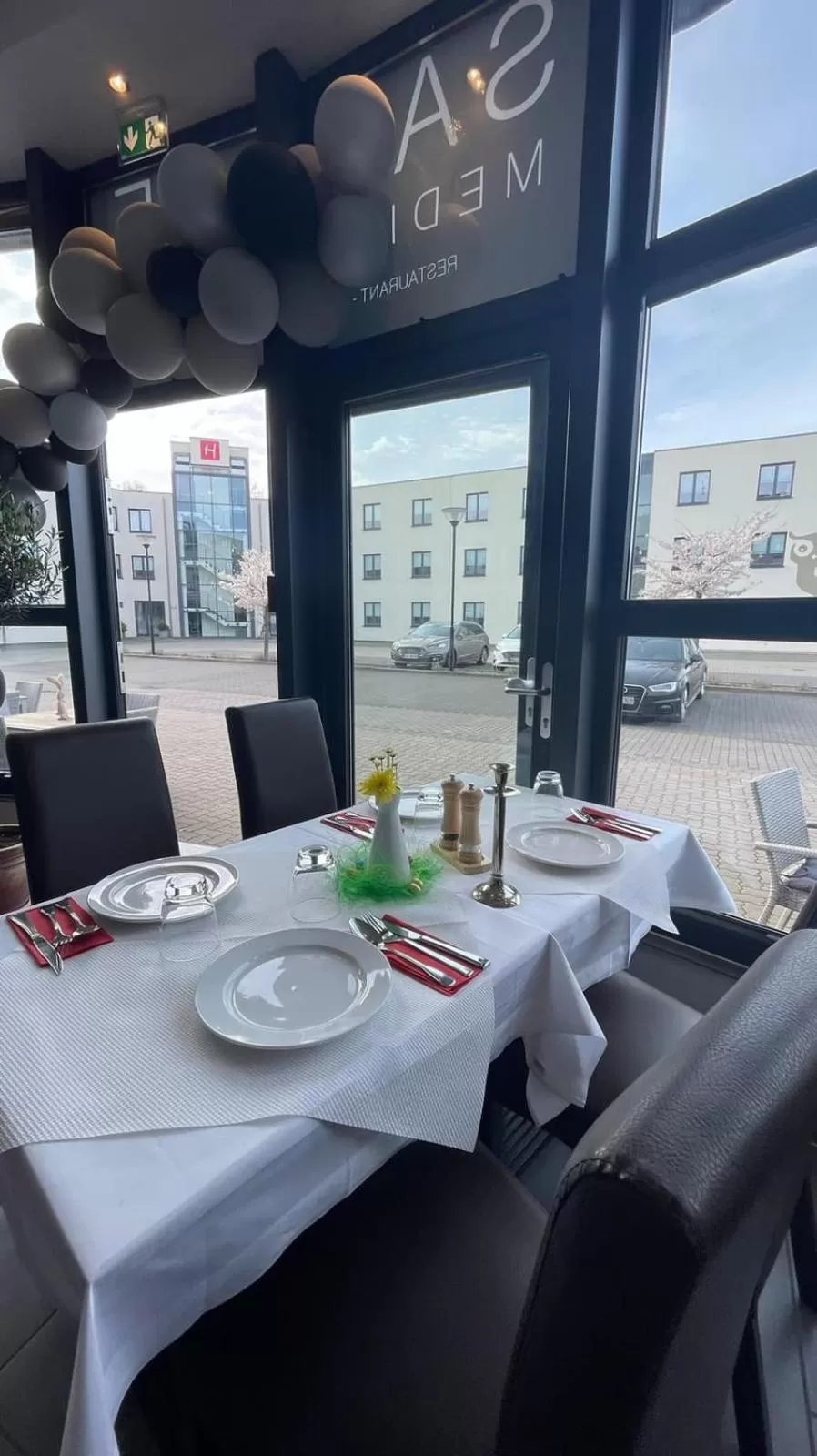 Restaurant/places to eat in Hotel Quickborn & Gästehaus Hesse