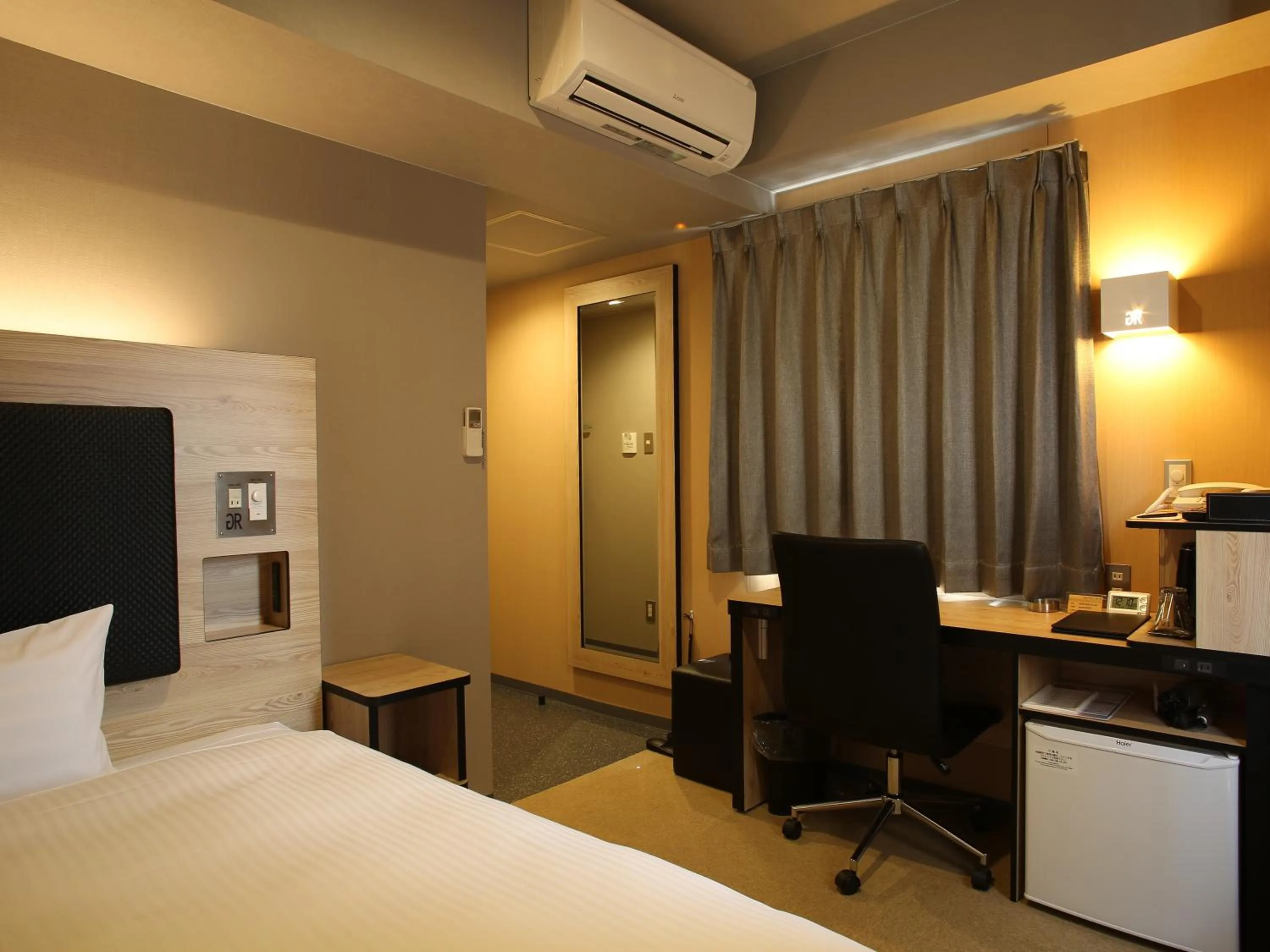 Photo of the whole room, Bed in Green Rich Hotel & Capsule Naha - Artificial hot spring Futamata Yunohana