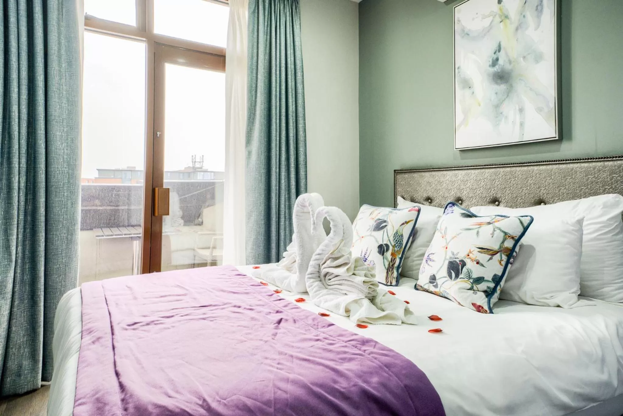 Bedroom, Bed in Villare Leicester City Centre hotel