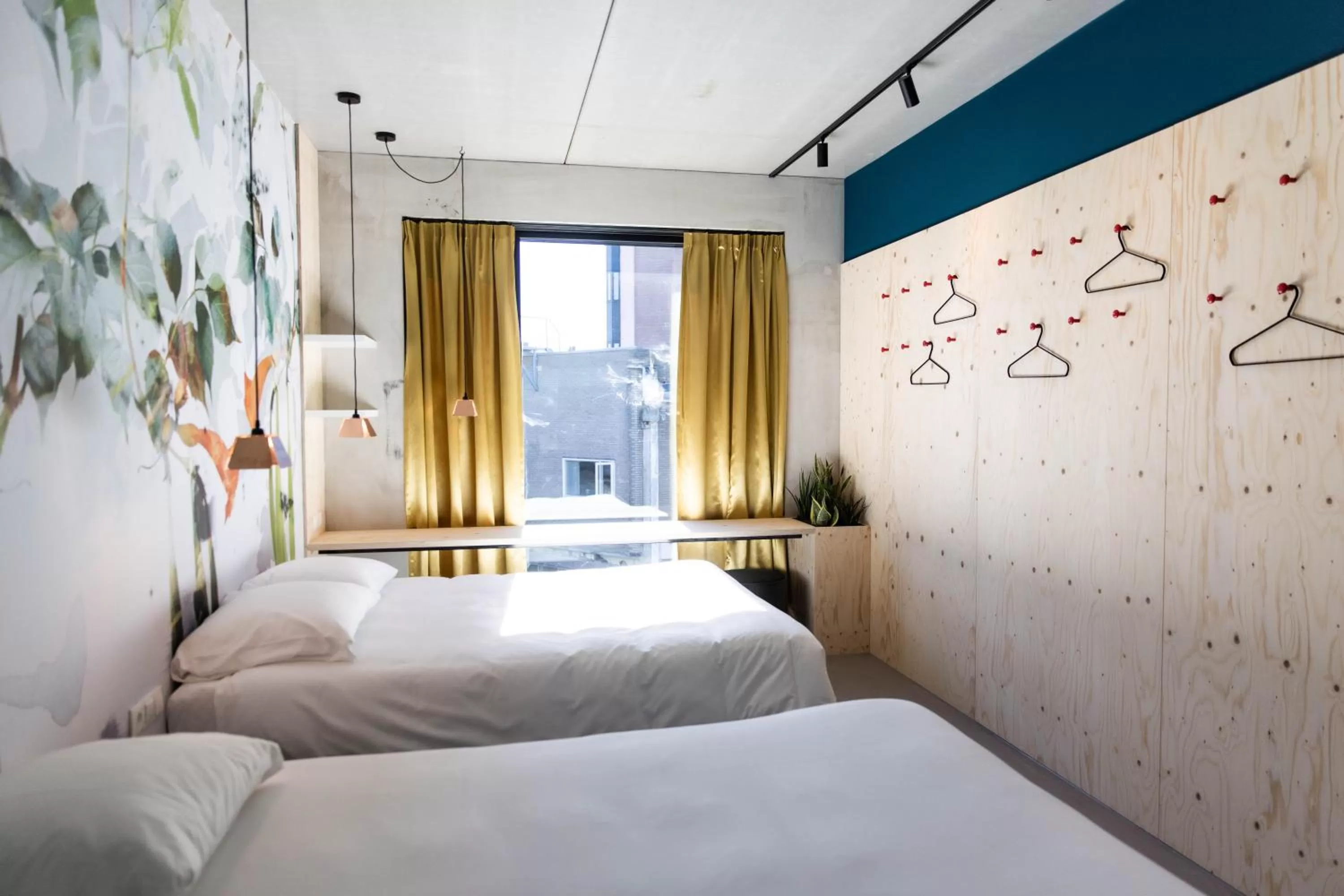 Bed in the urban hotel Moloko - rooms only - unmanned - digital key by email