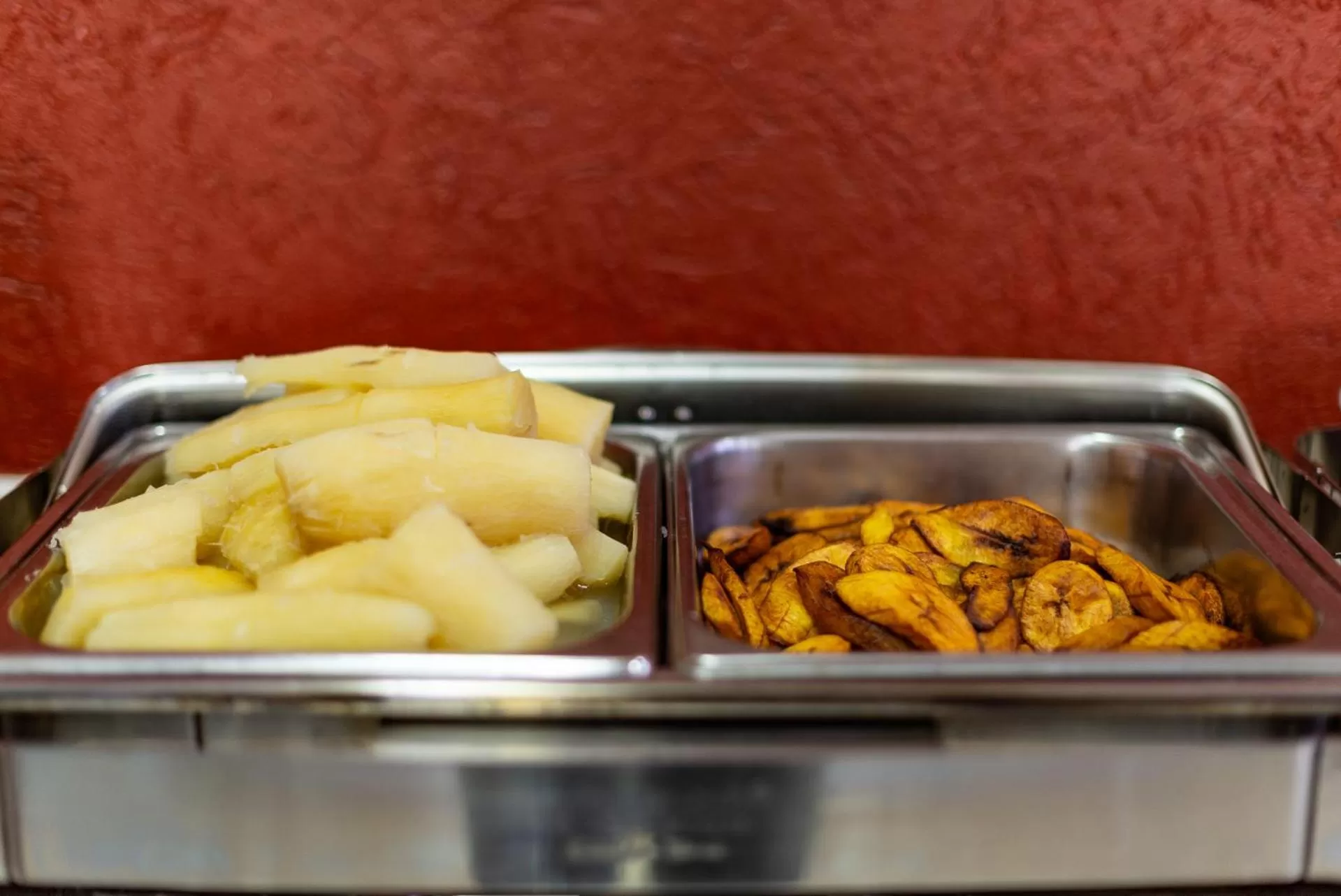 Status International Hotel