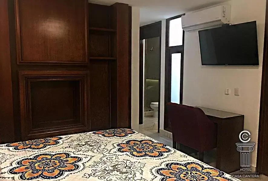 Standard King Room in Hotel Casa Cantera Standard King Room in Hotel Casa Cantera