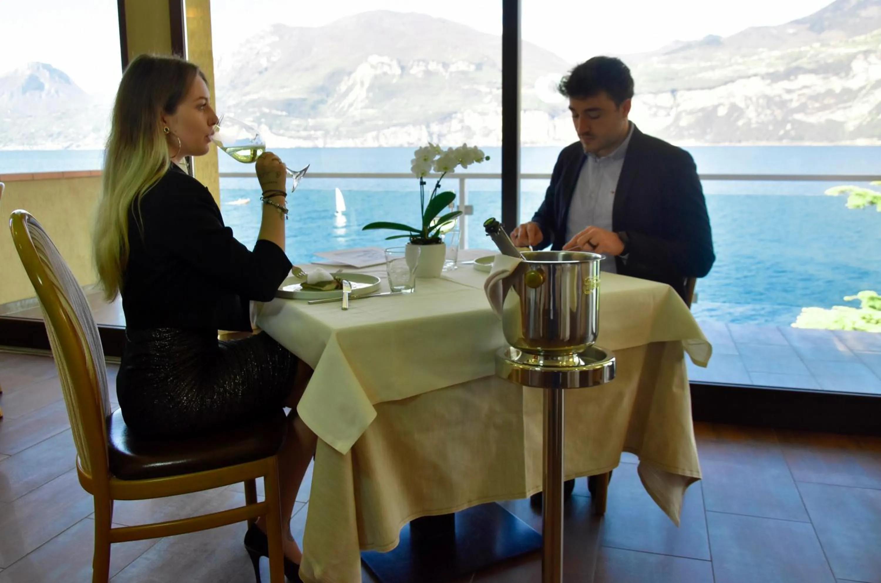 Restaurant/places to eat in Hotel Du Lac - Relax Attitude Hotel