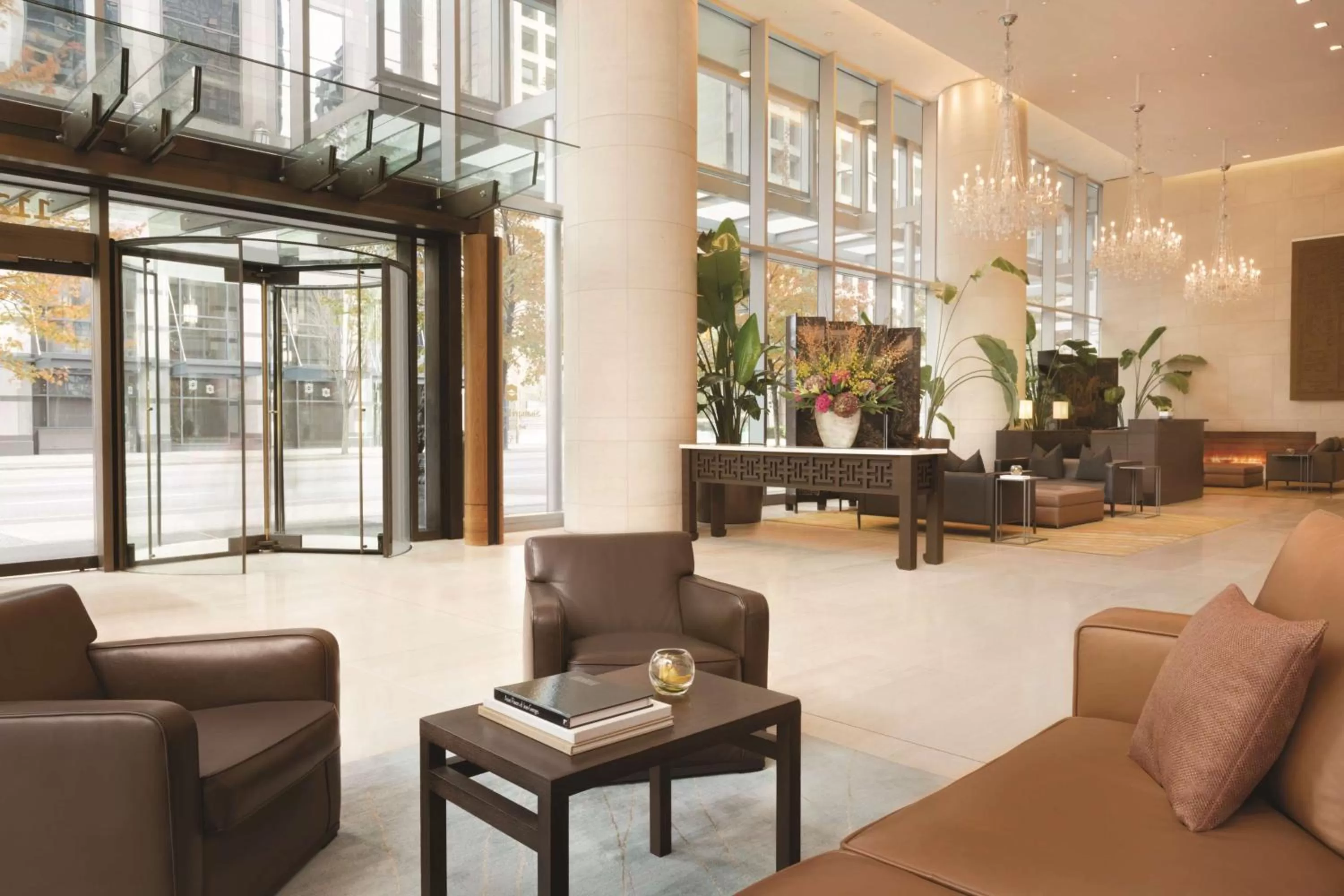 Facade/entrance in Shangri-La Vancouver