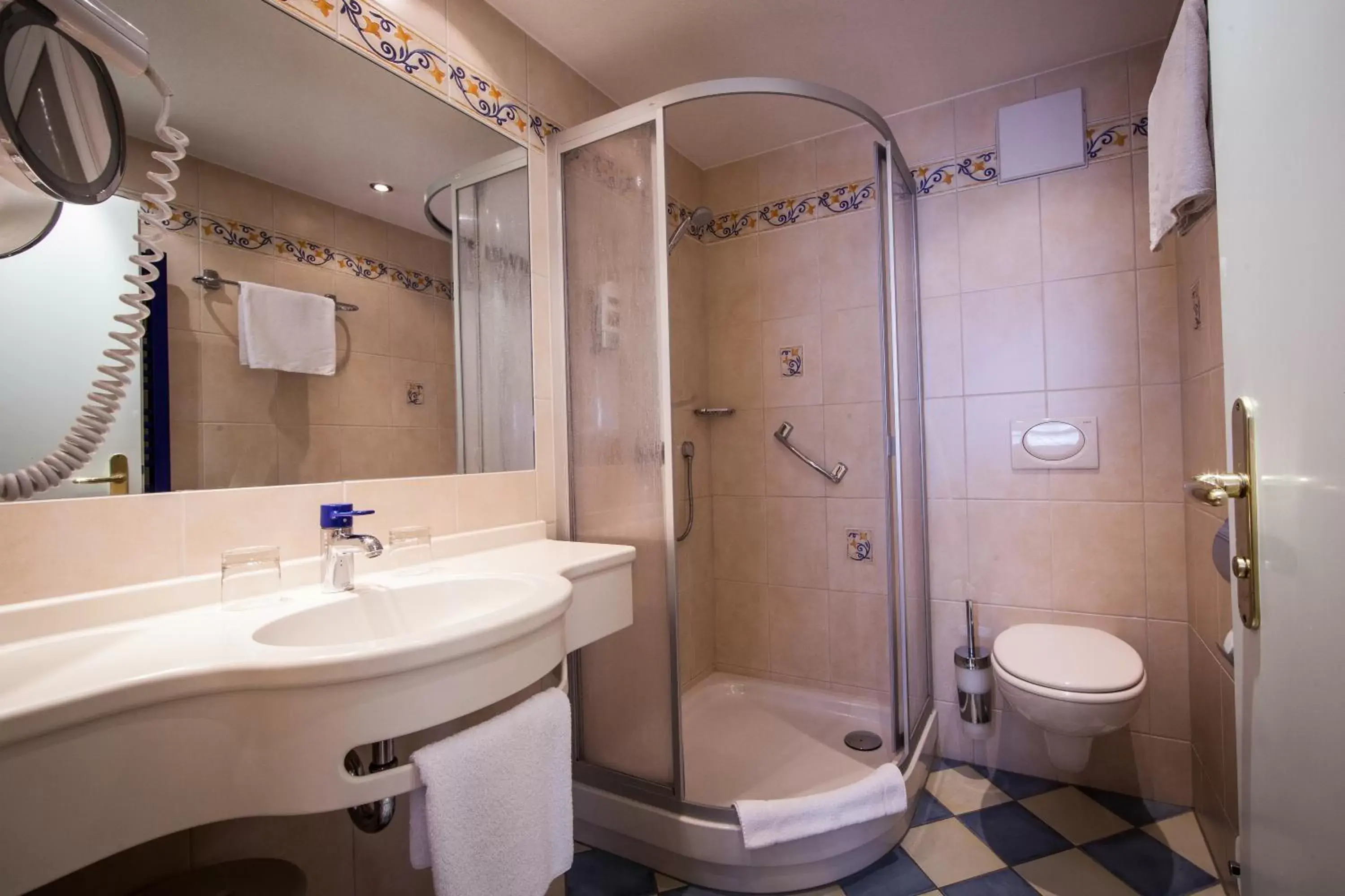 Comfort Twin Room - single occupancy in Hotel-Restaurant Hackteufel Comfort Twin Room - single occupancy in Hotel-Restaurant Hackteufel