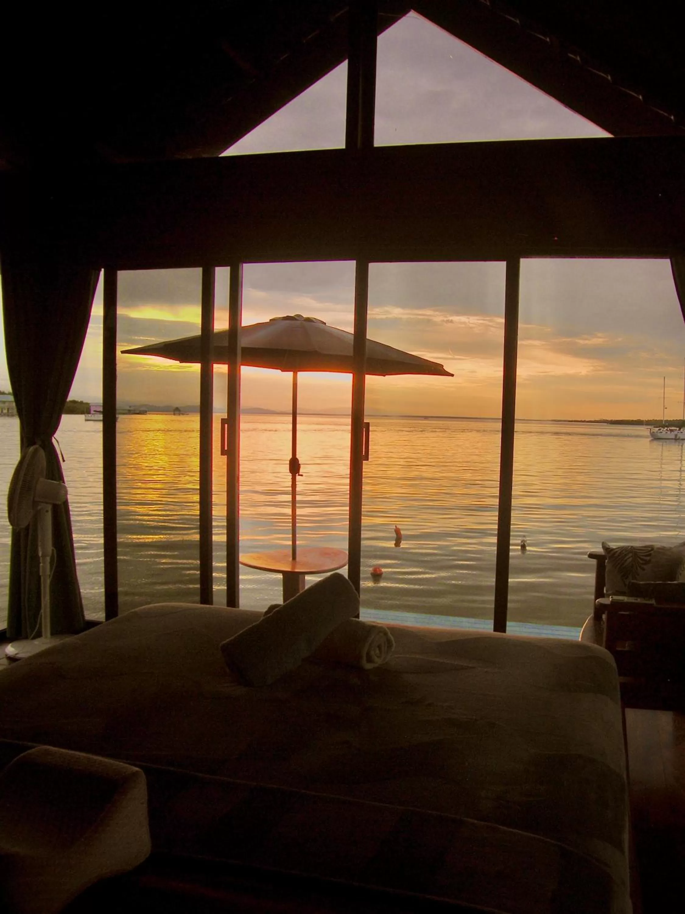 Barrbra BnB Over The Sea