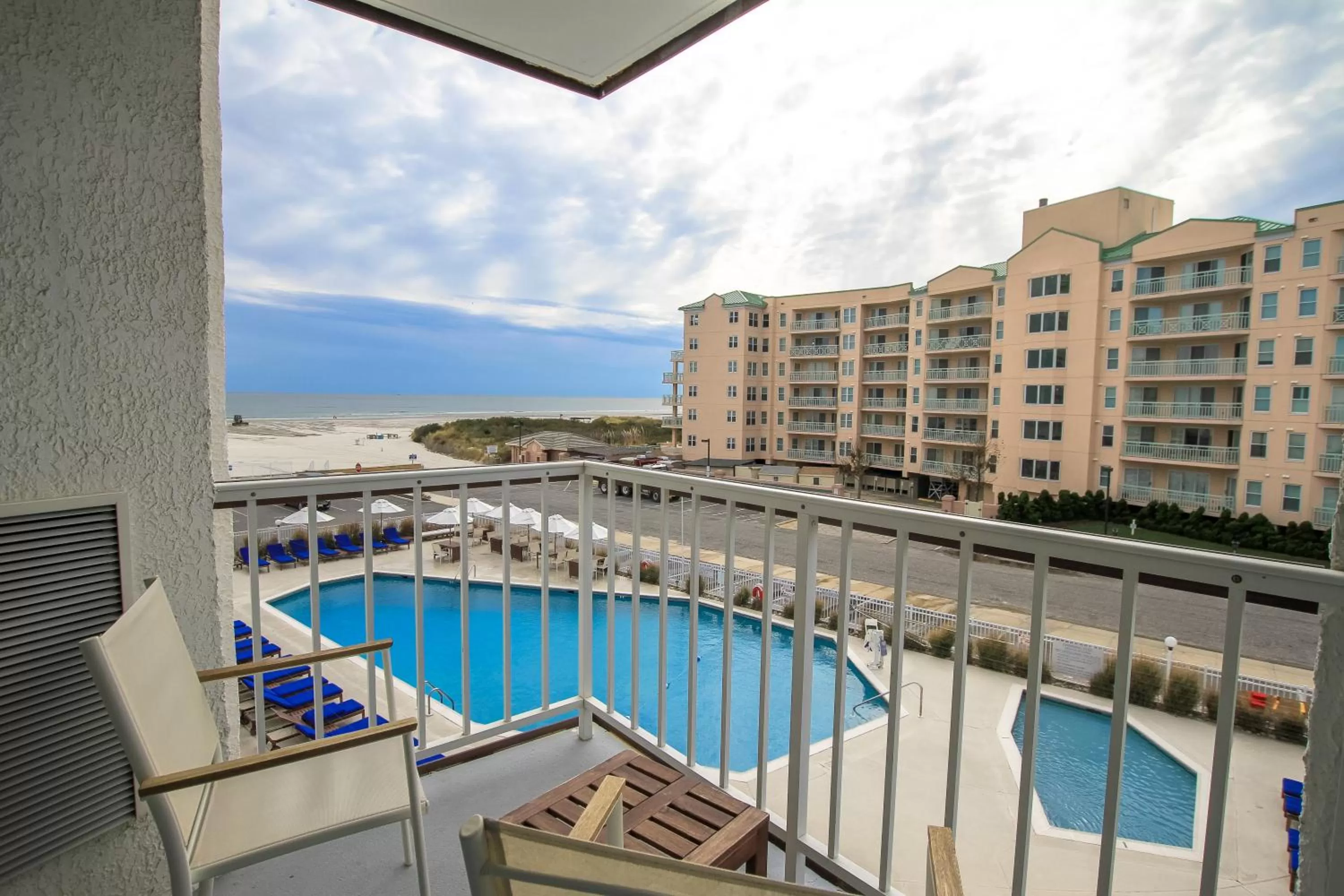 Swimming pool in ICONA Diamond Beach