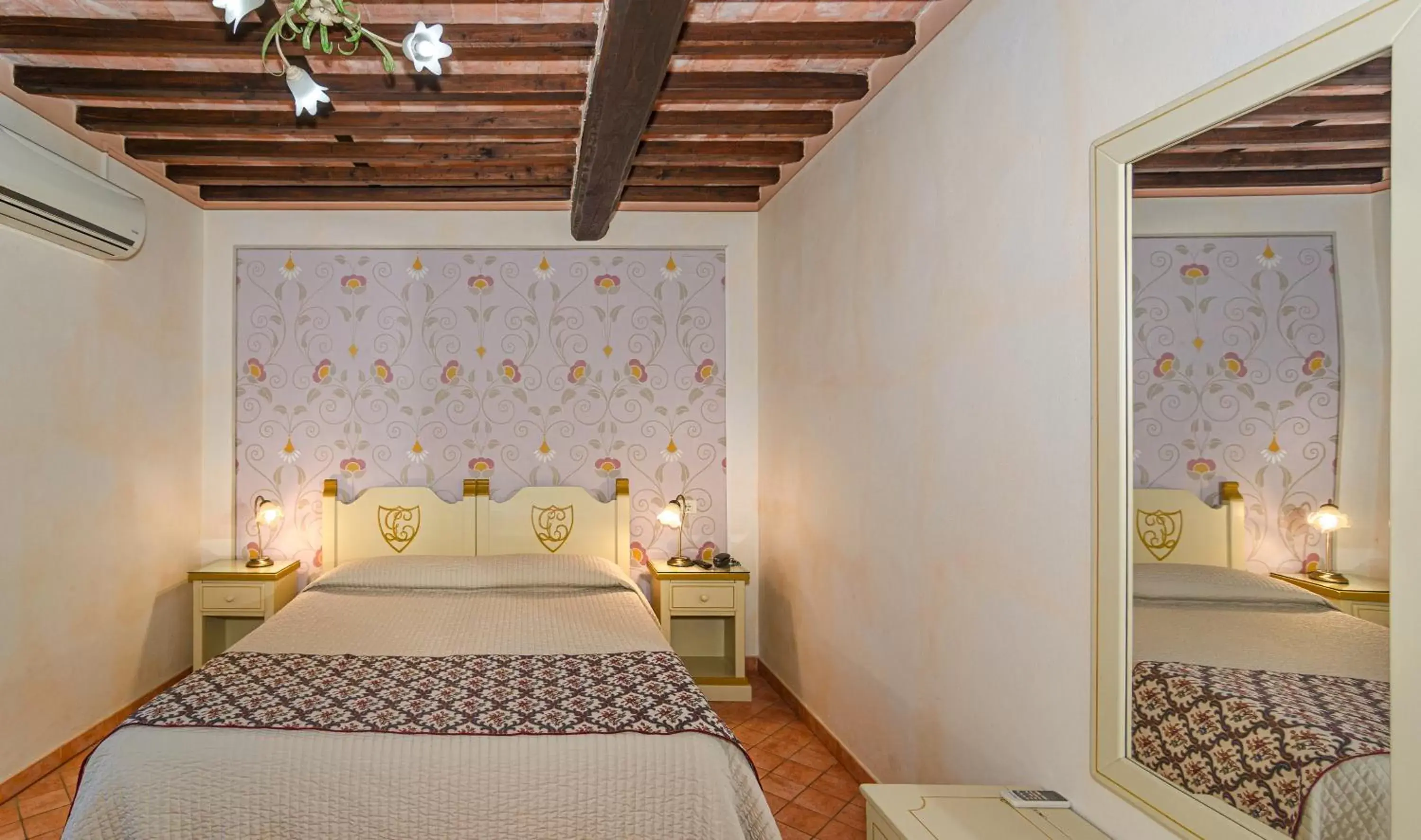 Triple Room - Annex in Hotel Villa Cheli Triple Room - Annex in Hotel Villa Cheli