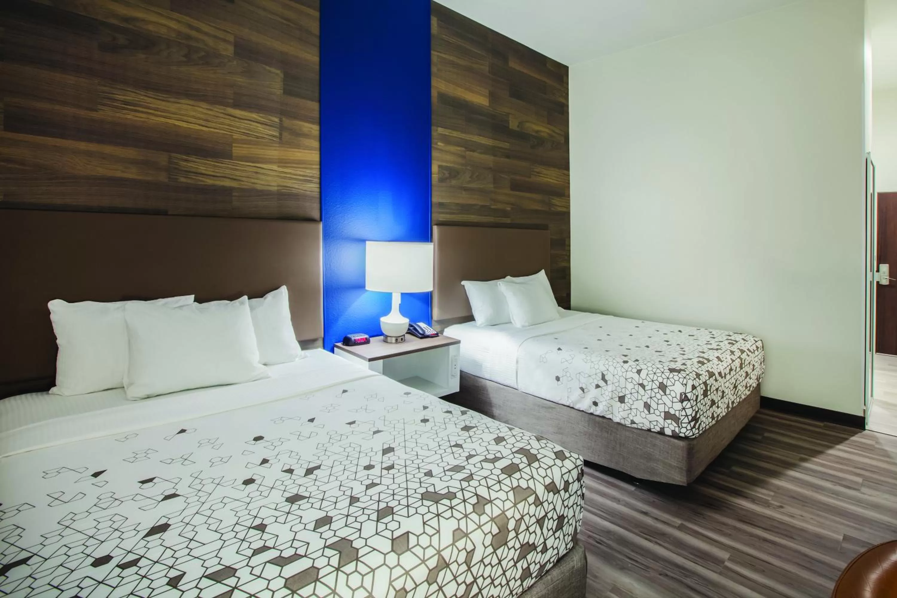 Queen Room with Two Queen Beds and Mobility/Hearing Access - Non-Smoking in La Quinta by Wyndham Owasso