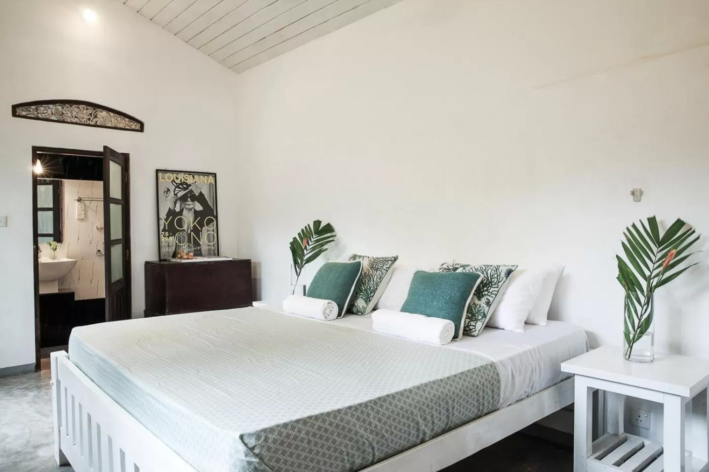 Standard Double Room in Ceylon Sliders