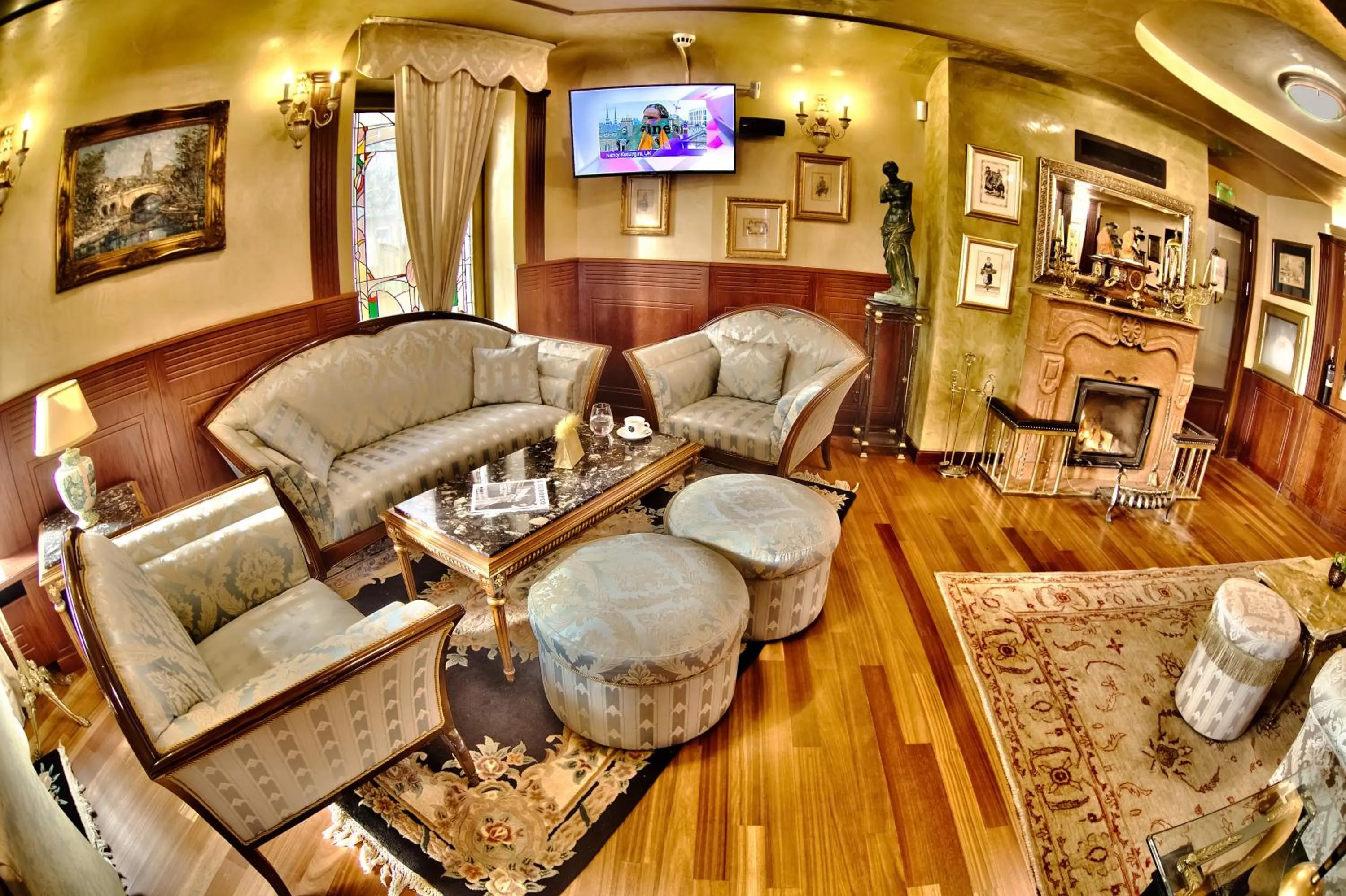 Lobby or reception in Meg-Lozenetz Hotel