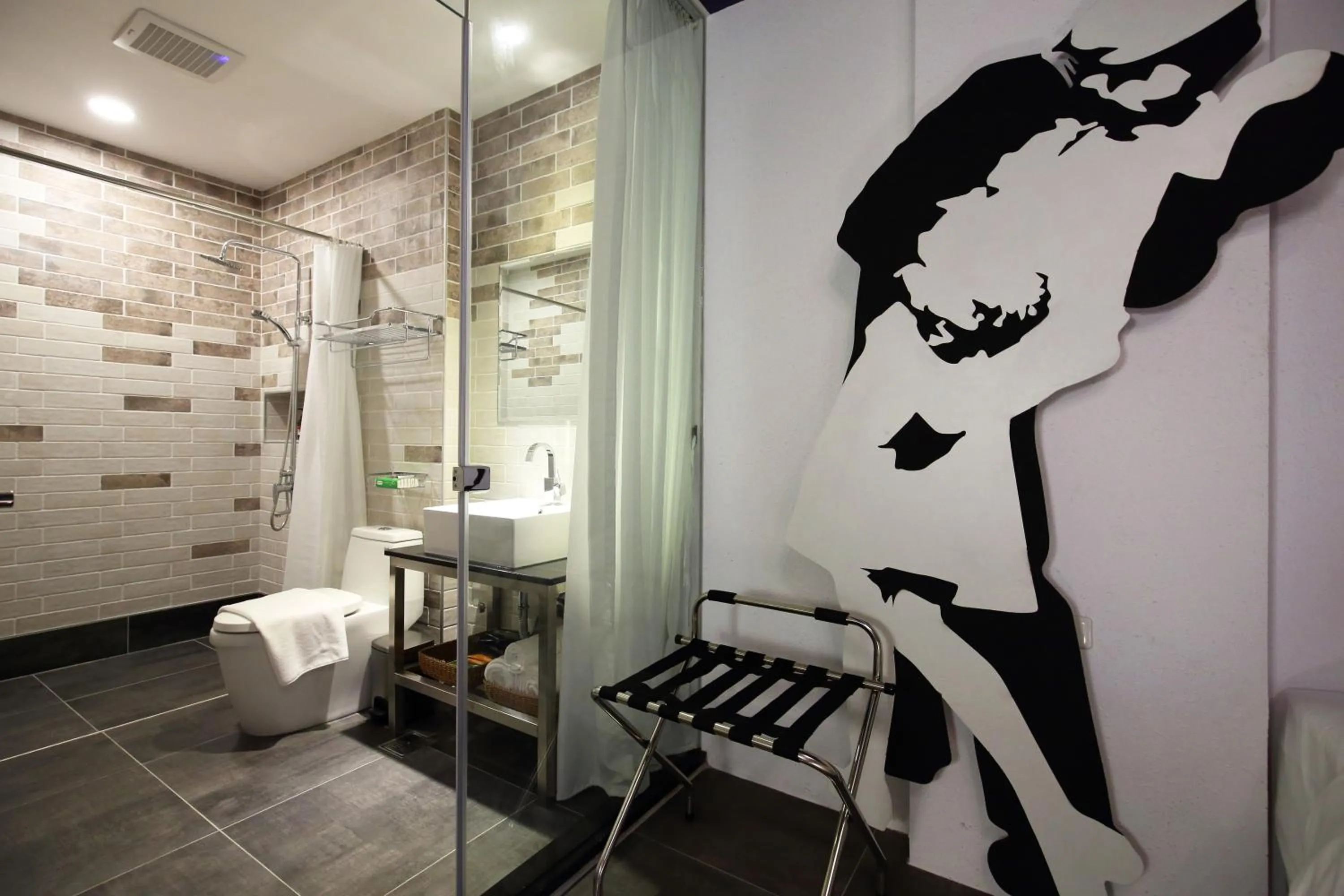 指南針民宿2178 & 工殿民宿2182