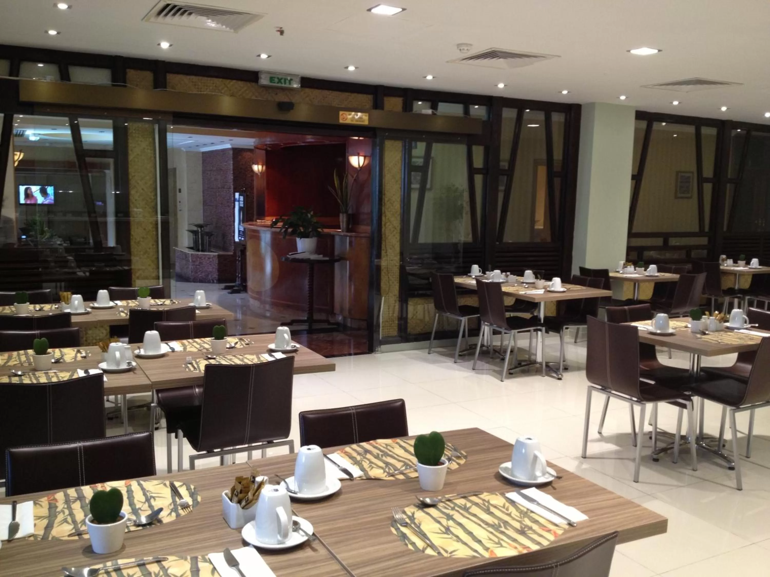 Restaurant/places to eat in Castelli Hotel Nicosia