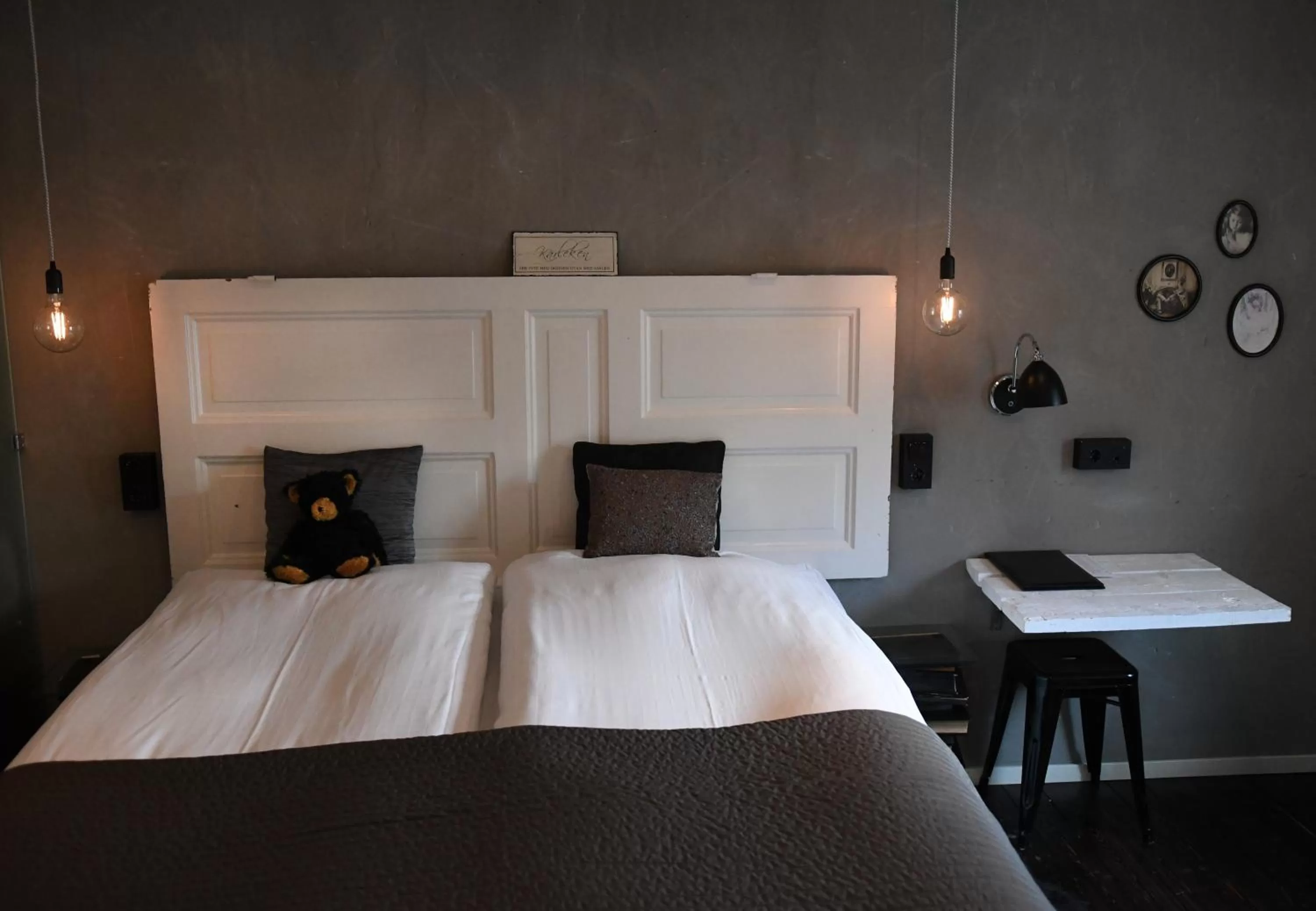 Bed in Huskvarna Stadshotell