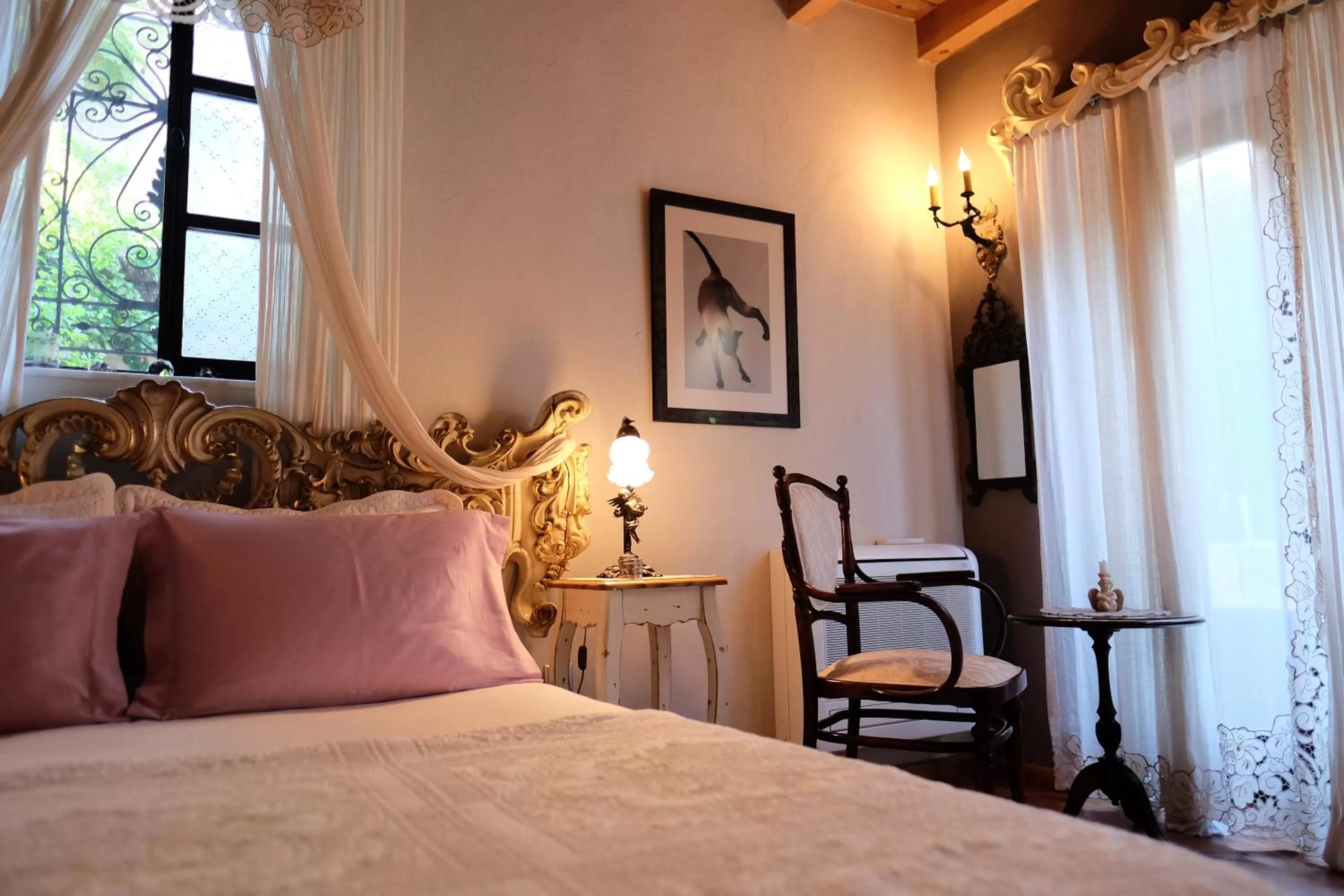 Photo of the whole room, Bed in Ha La Bodrum