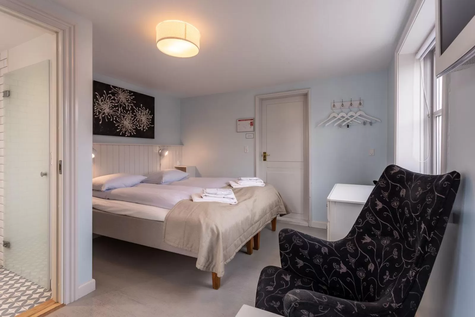 View (from property/room), Bed in Rødvig Kro og Badehotel