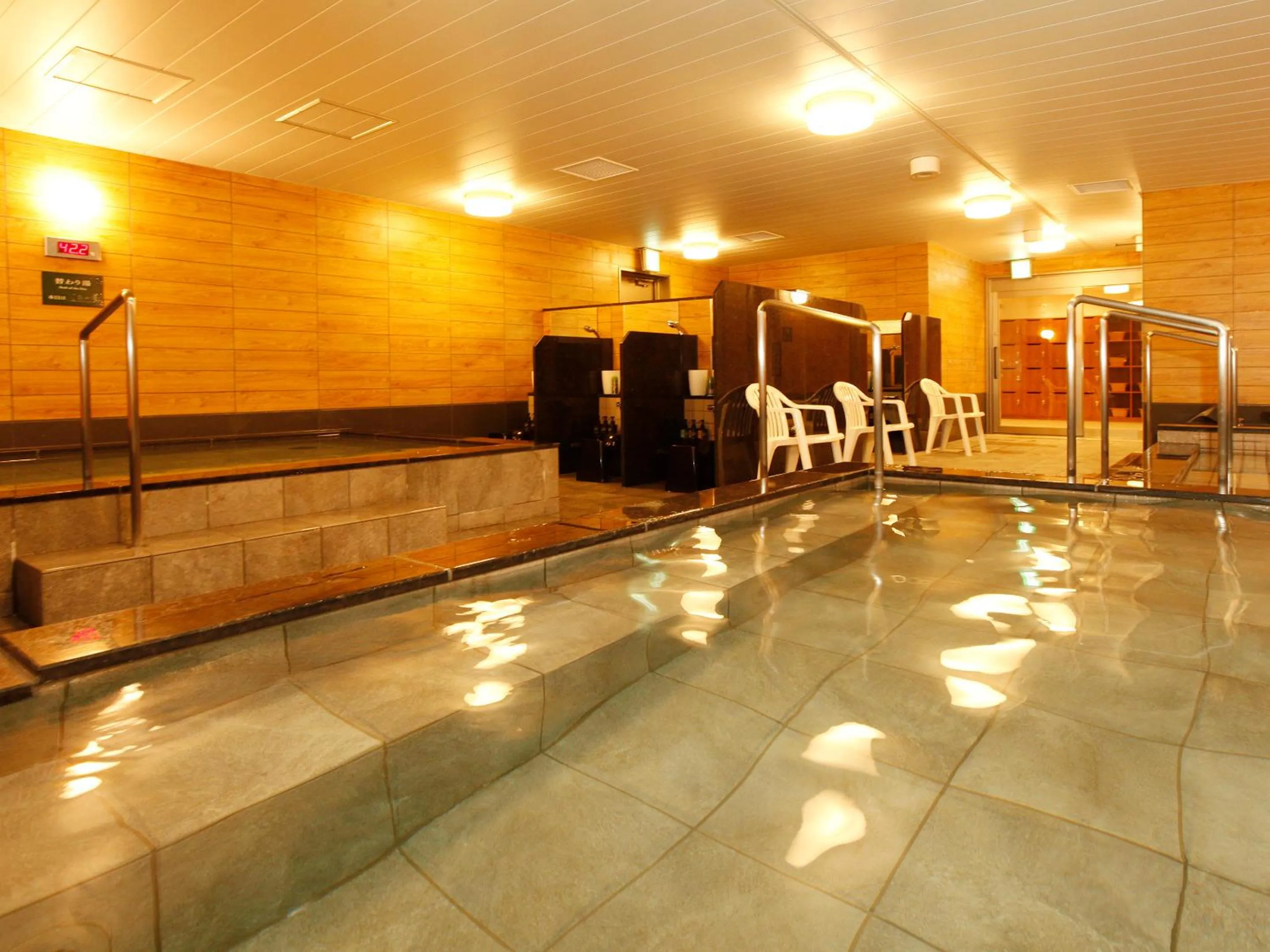 Public Bath in Gardens Cabin