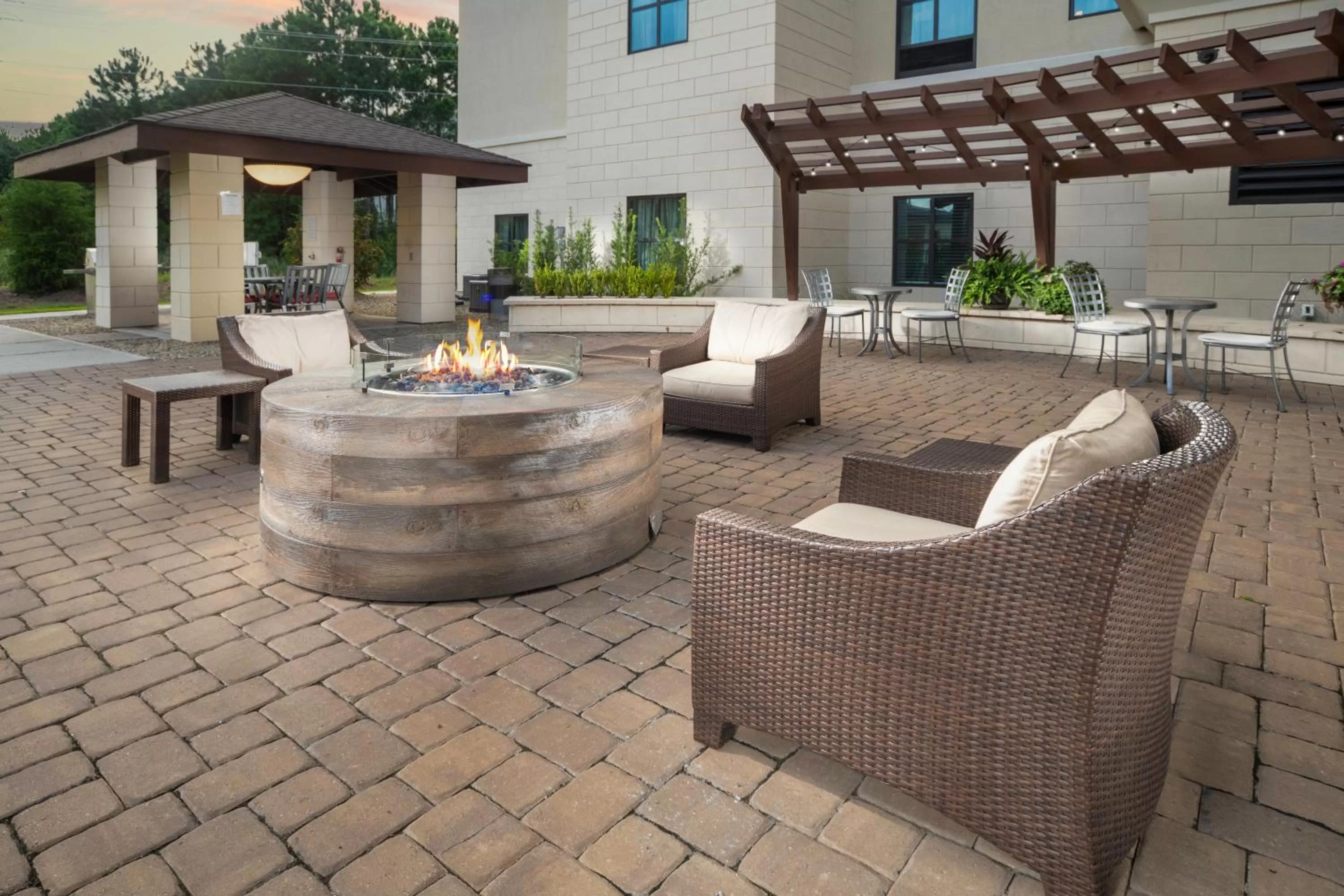 Staybridge Suites - Summerville by IHG