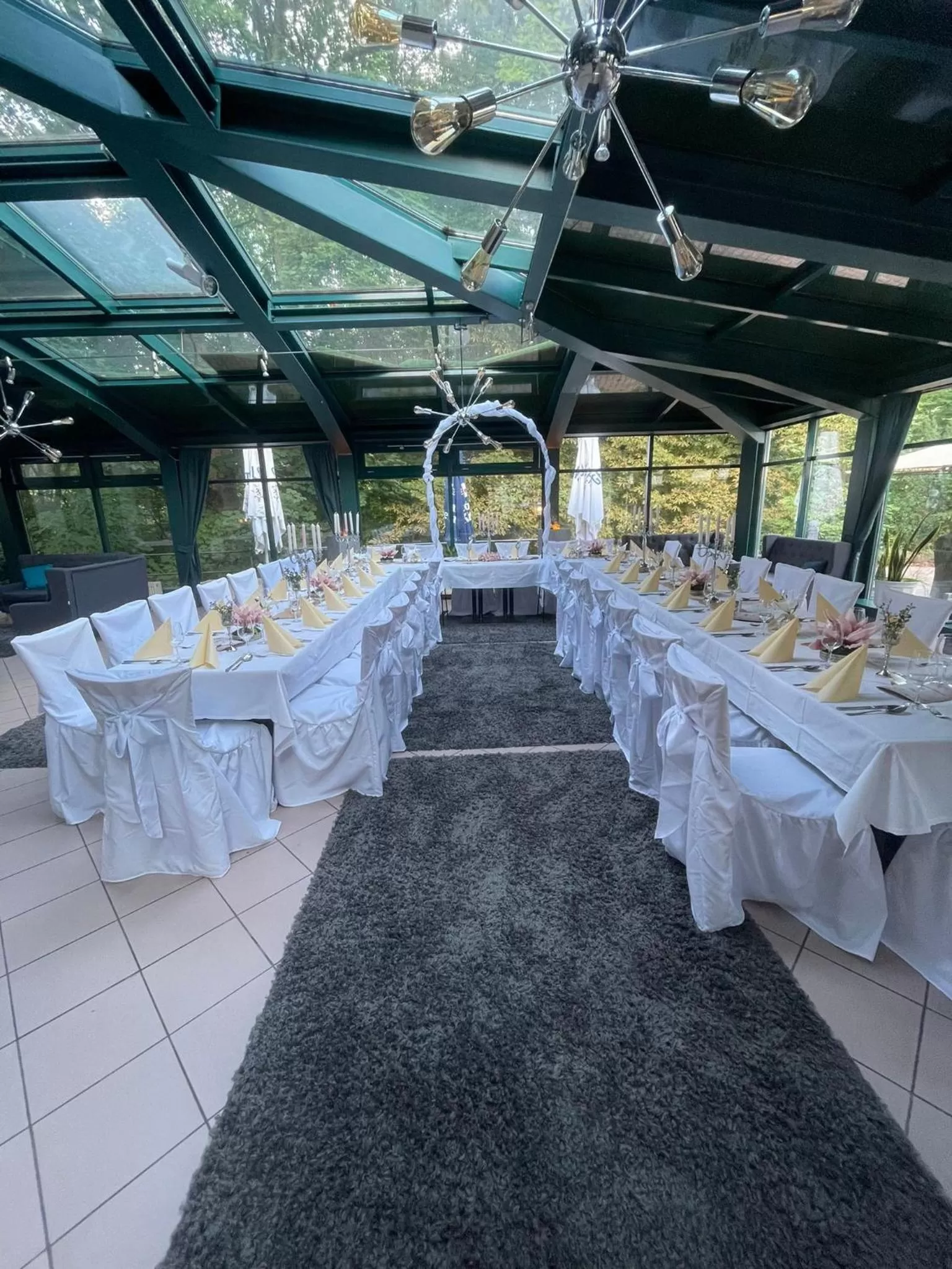 wedding in Parkhotel Waldschlösschen
