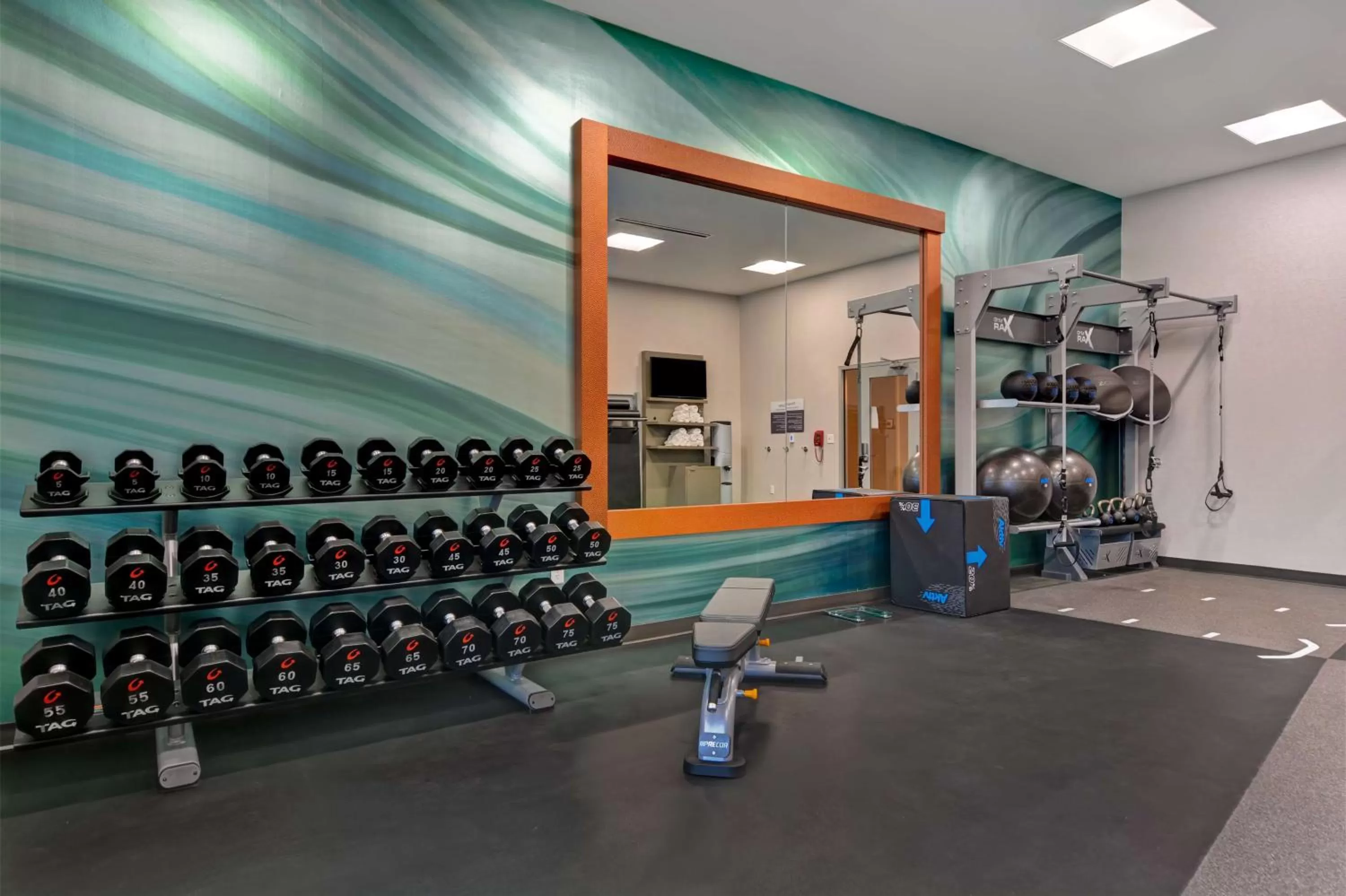 Fitness centre/facilities in Hilton Garden Inn Destin Miramar Beach, Fl