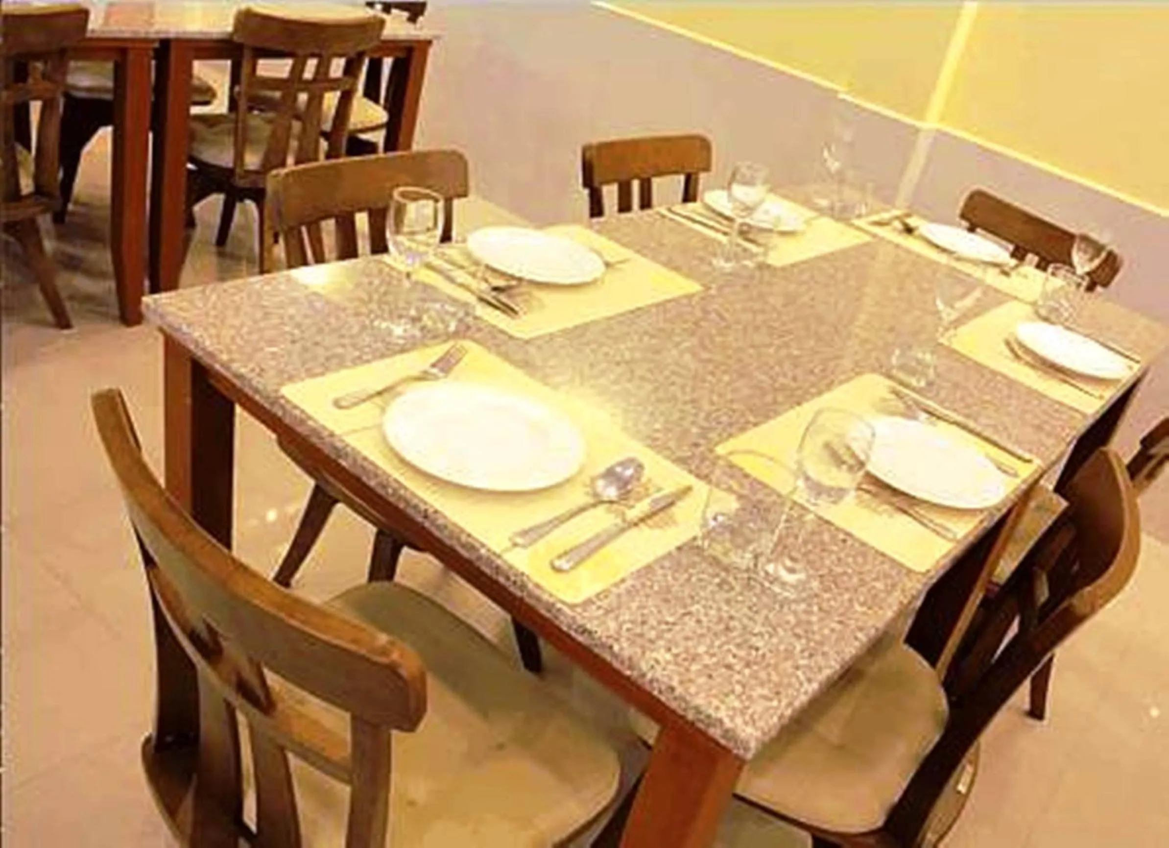 Restaurant/places to eat in Cozy Villa