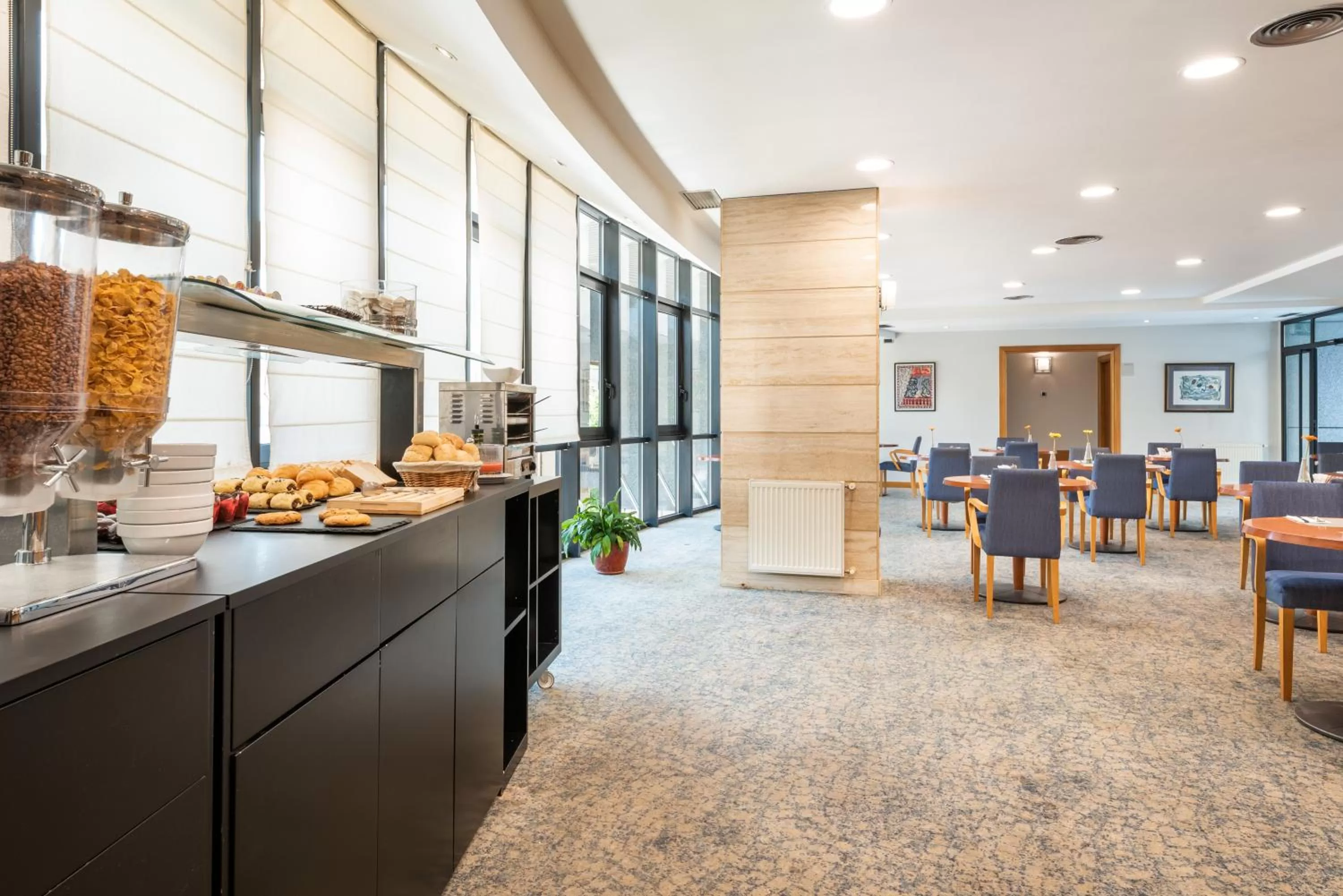 Lounge or bar in Exe Area Central