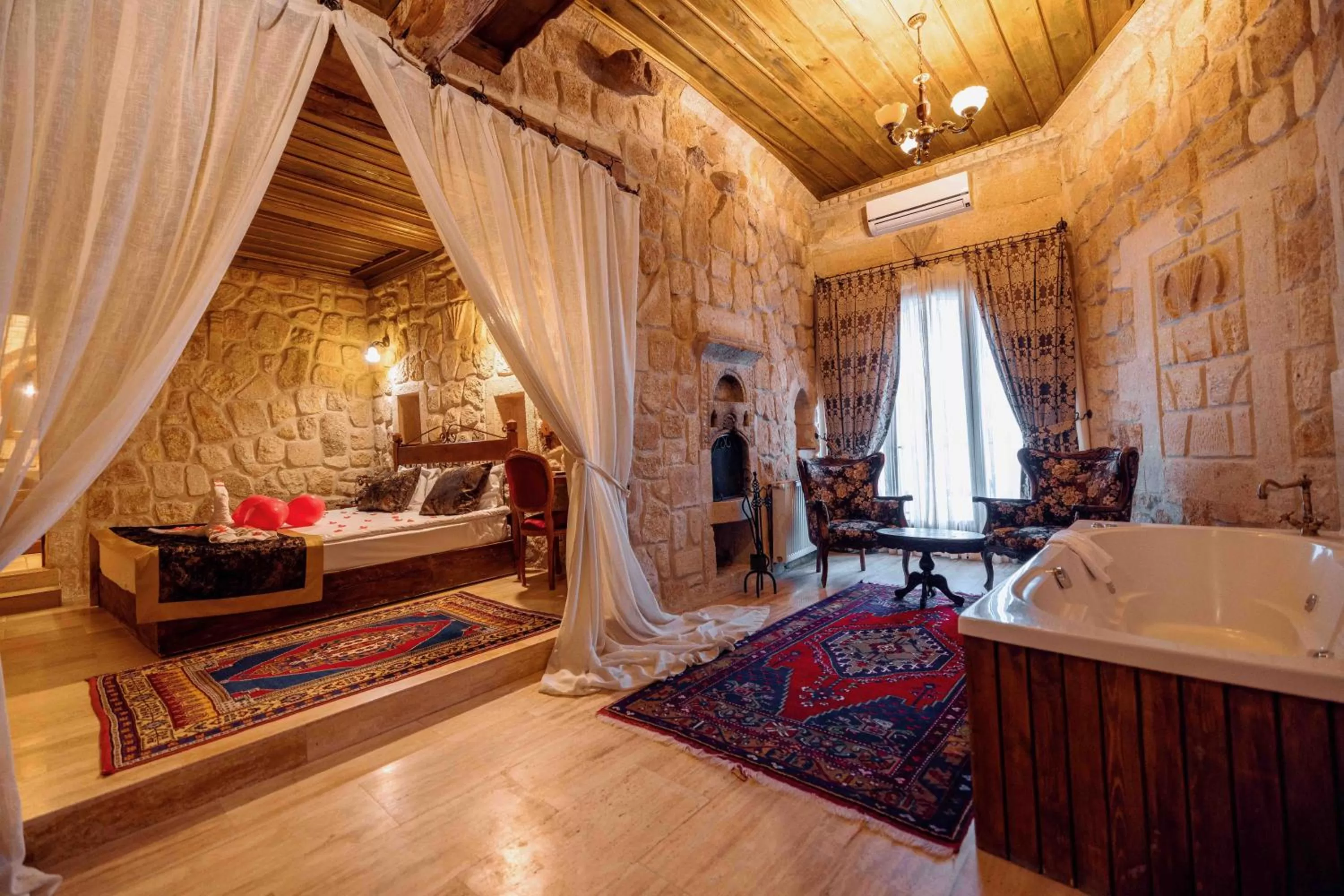 Honeymoon Cave Suite in Mithra Cave Hotel