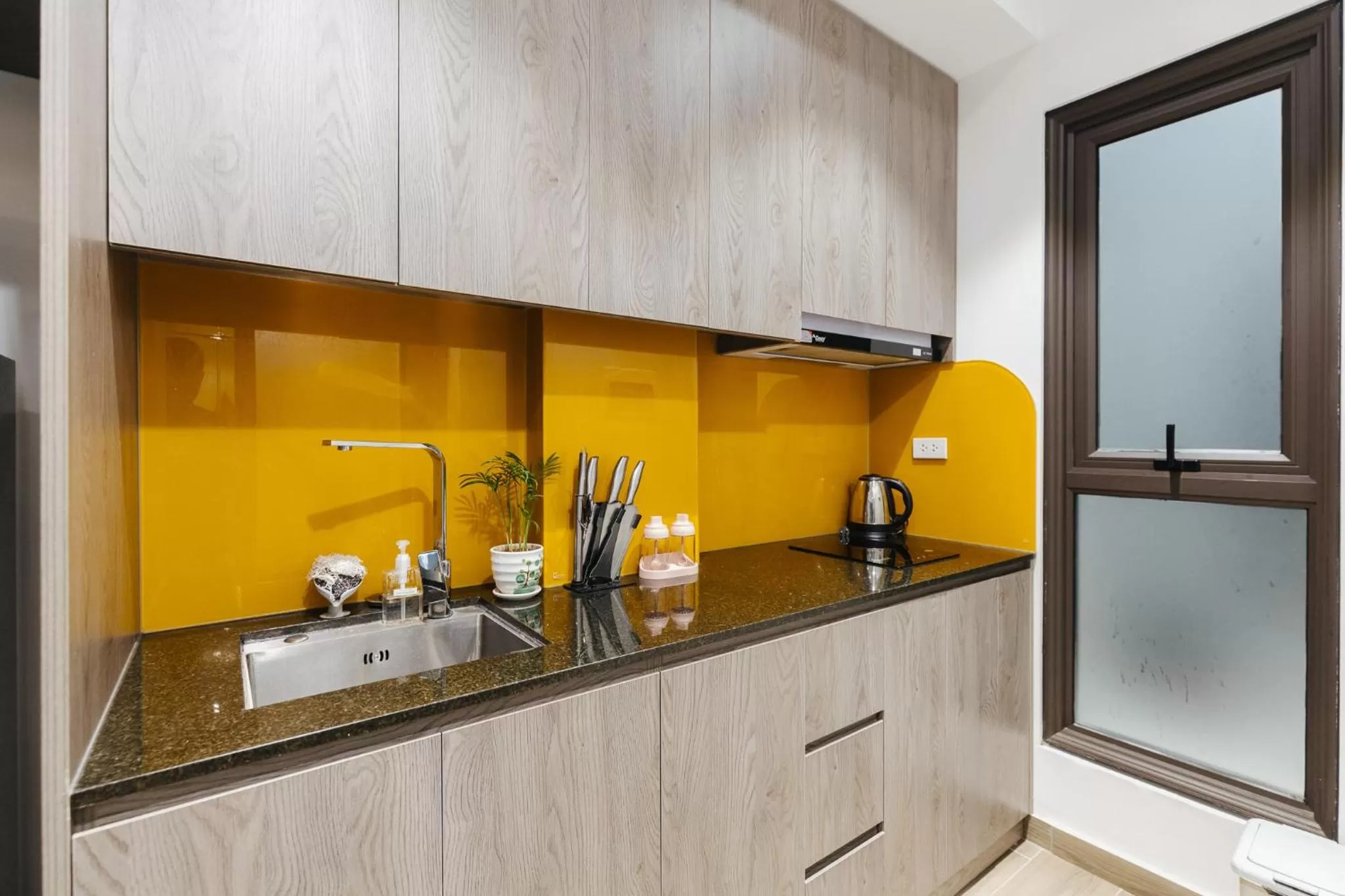 Kitchen or kitchenette in LUCK APART 8 - Hanoi Westlake Balcony Studio