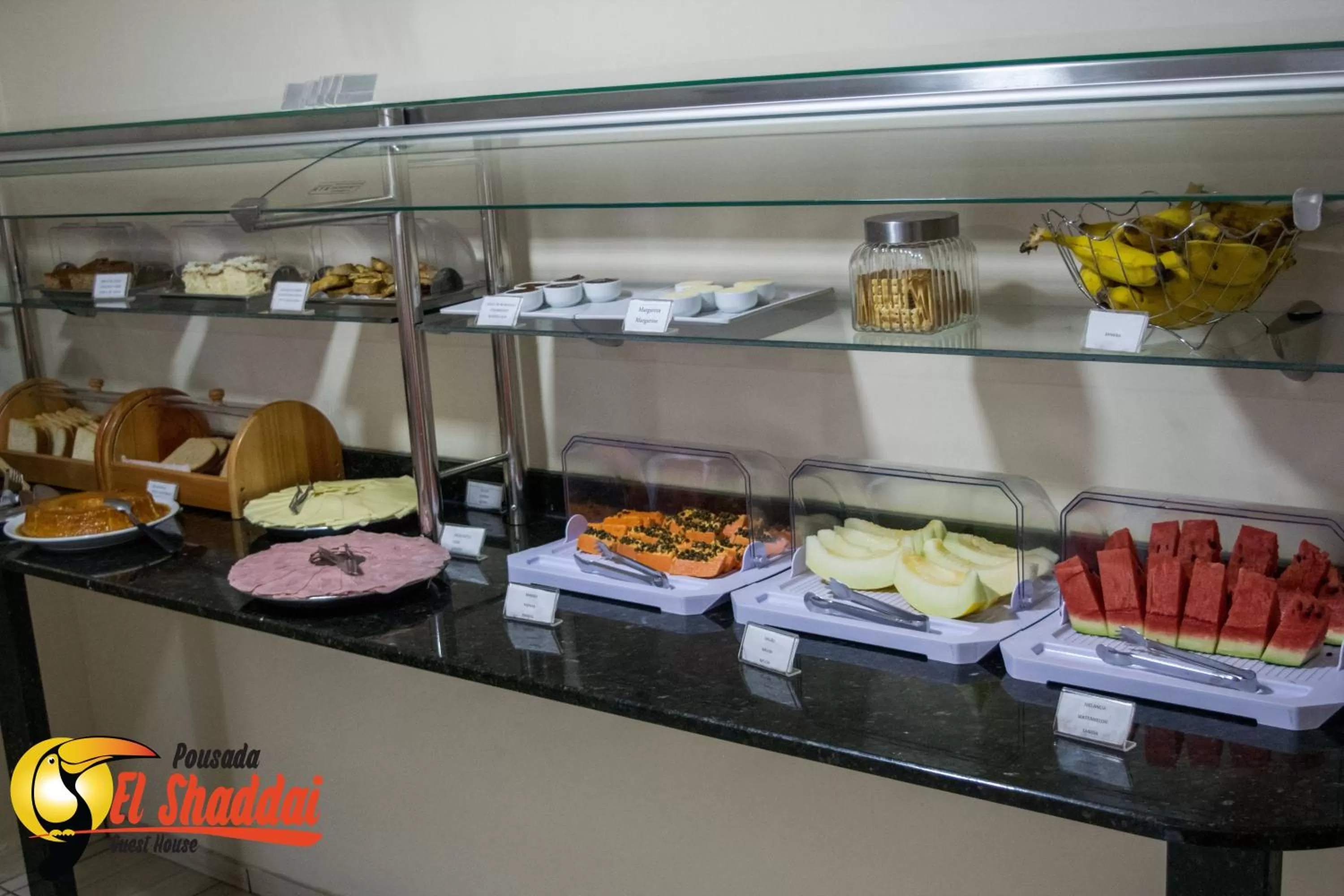 Buffet breakfast, Food in Pousada El Shaddai