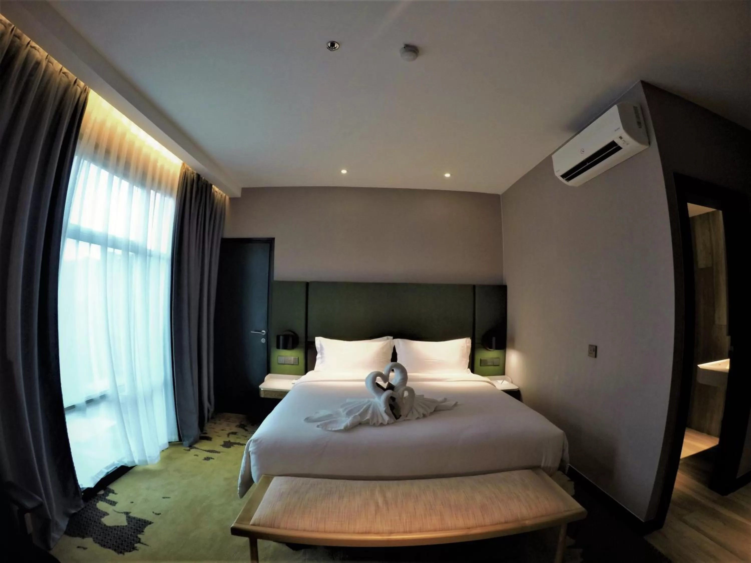 Bed in King Park Hotel Kota Kinabalu