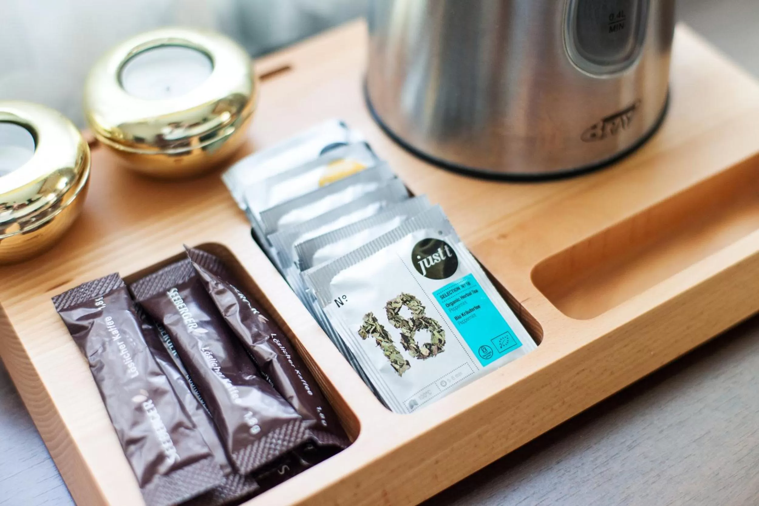 Coffee/tea facilities in Hotel am Tiergarten