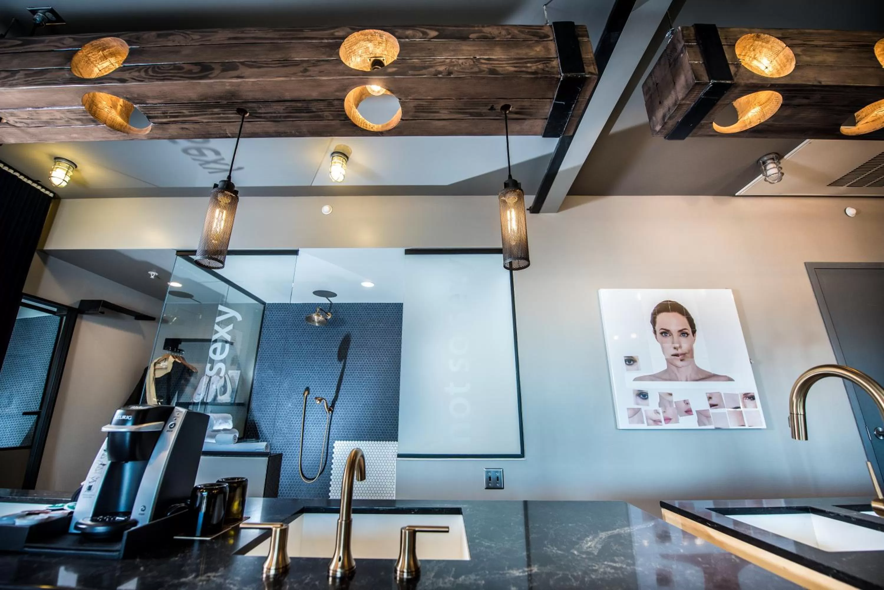 Shower in Found Re Phoenix