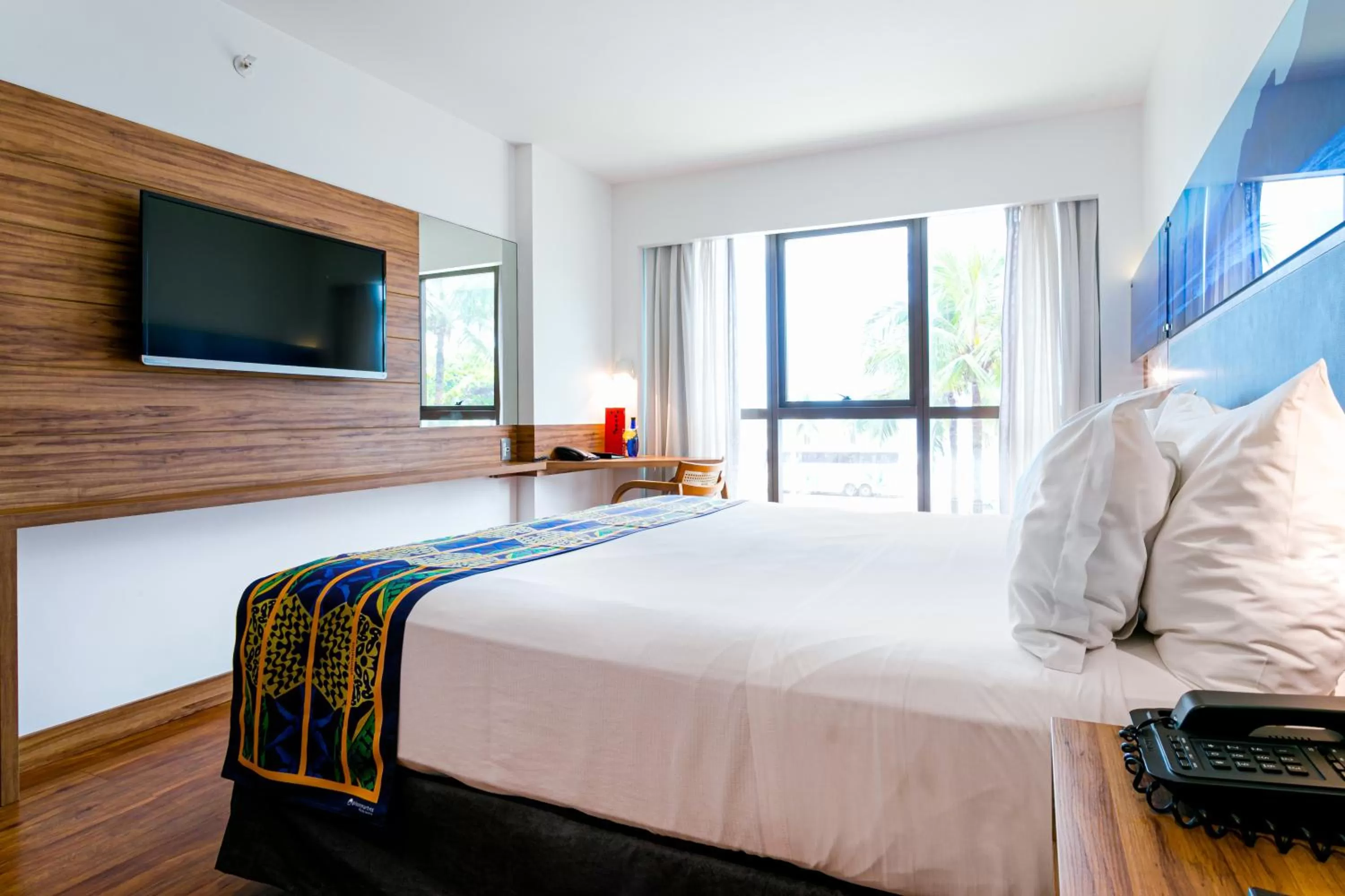 Photo of the whole room, Bed in Arena Leme Hotel