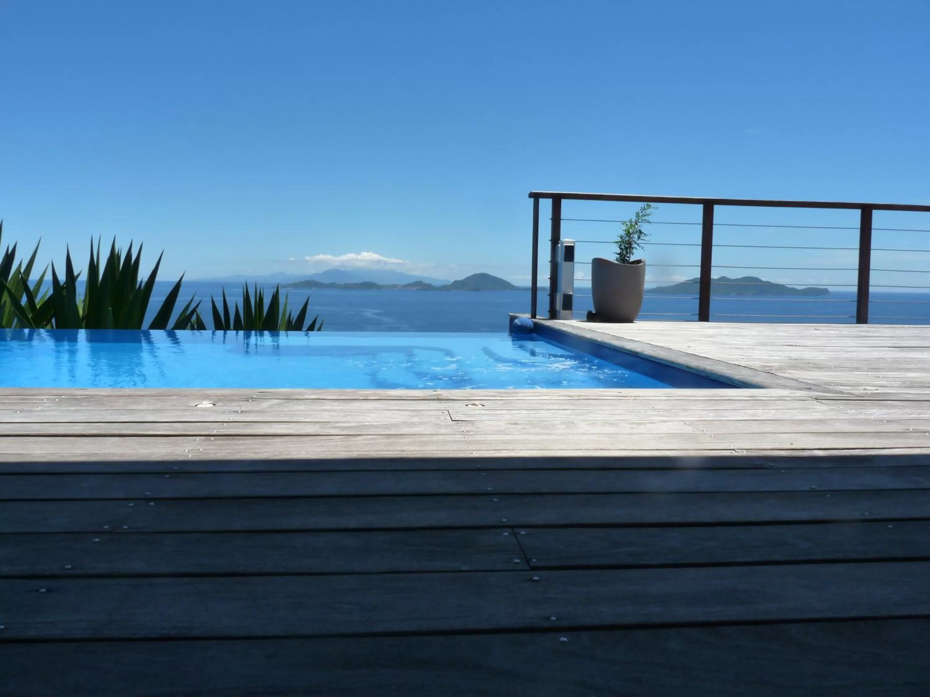 Sea view, Swimming Pool in Villa Cajou (Chambre d'hôtes chez l'habitant)