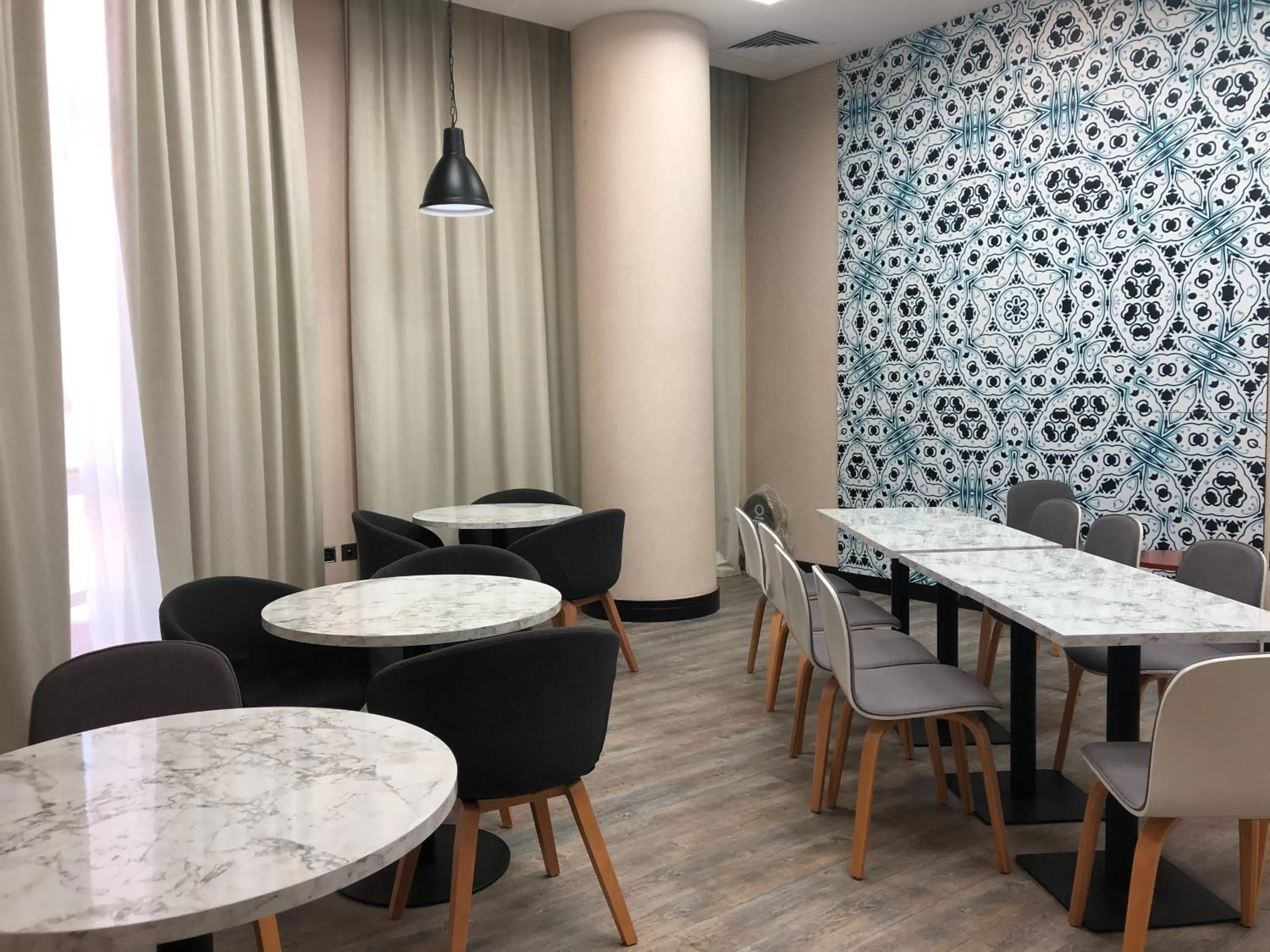 Restaurant/places to eat in TIME Express Hotel Al Khan