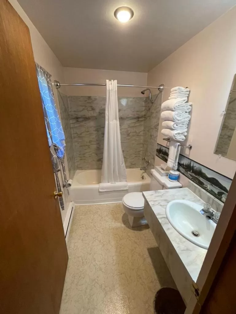 Sportsman Lodge Melrose MT