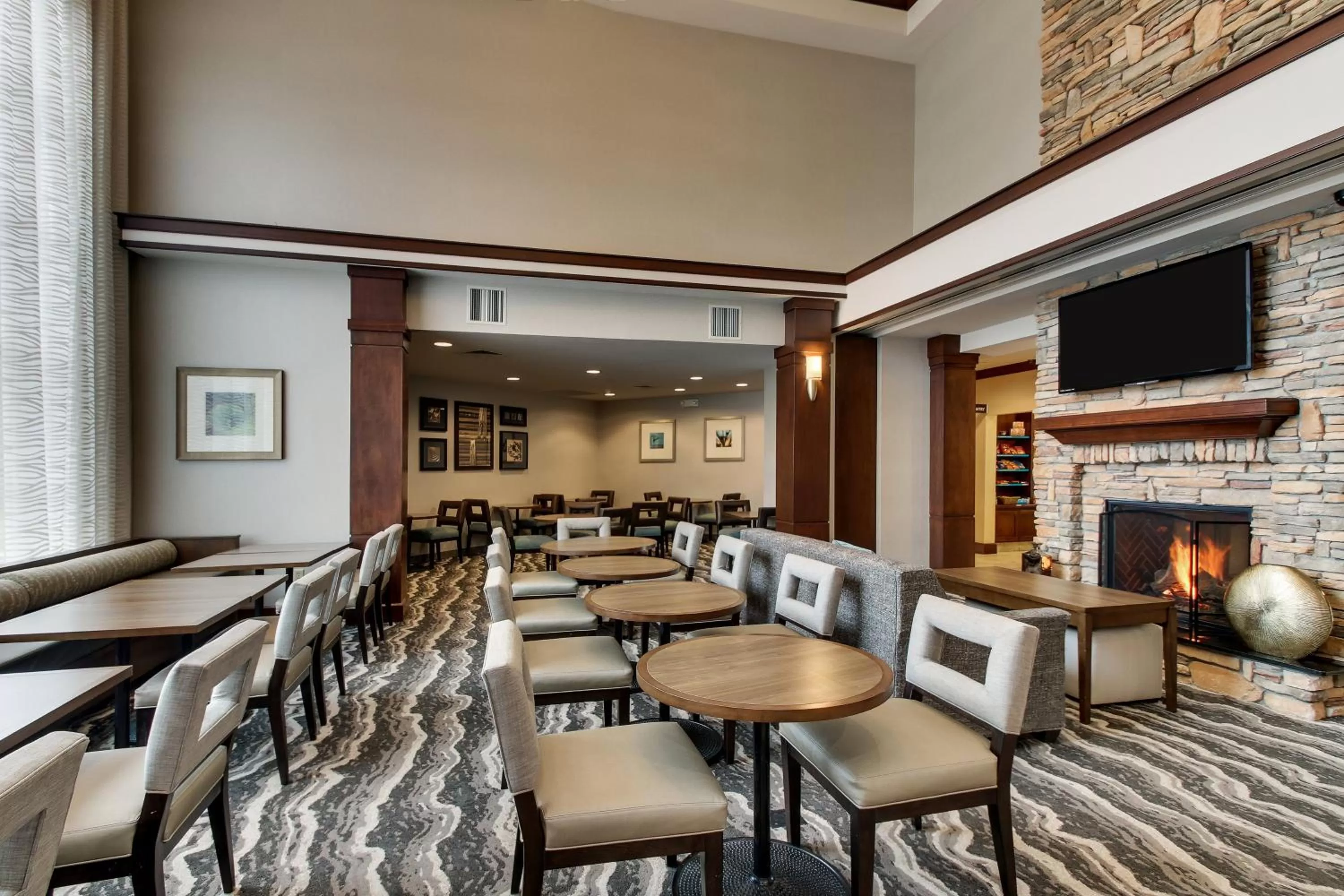 Restaurant/places to eat in Staybridge Suites Missoula by IHG